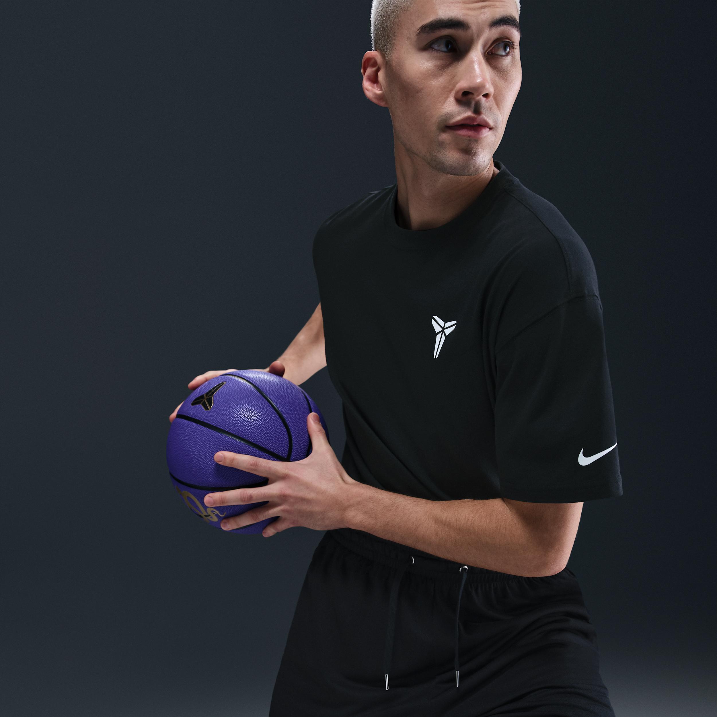 Nike Men's Kobe Dri-FIT 6" Basketball Shorts Product Image