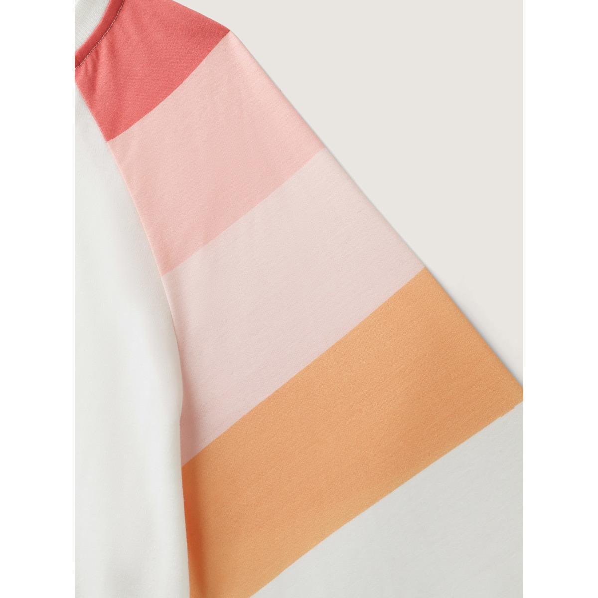 Plus Size Color Block Notched Collar Sweatshirt Women WhiteSmoke Contrast Flat collar with V-notch Everyday-Casual Sweatshirts BloomChic 22-24/3X Product Image