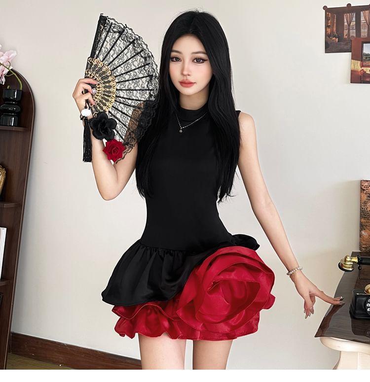Sleeveless Crewneck Two Tone Mini A-Line Dress Product Image