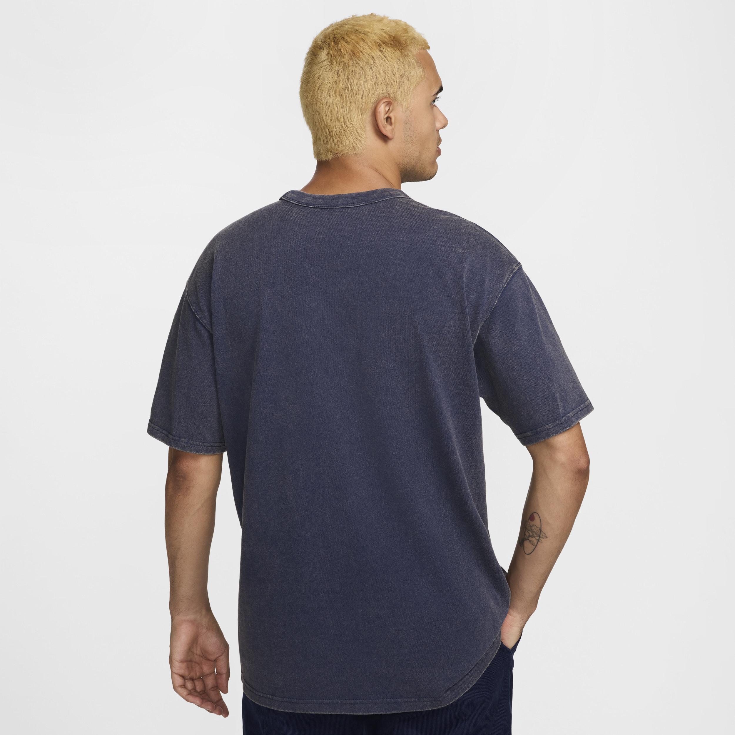 Nike Mens Sportswear Premium Essentials Logo T-Shirt Product Image
