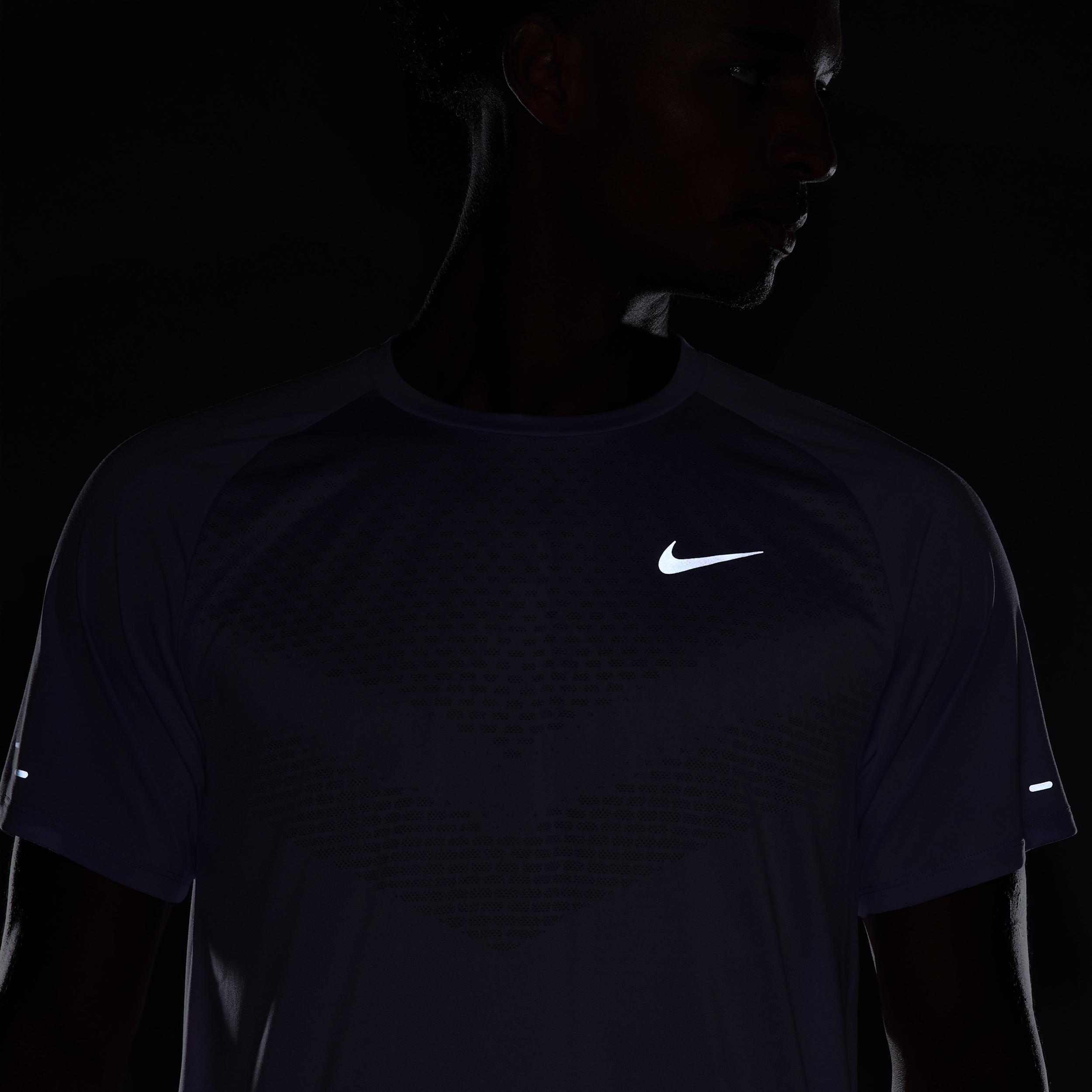 Nike Stride Men's Dri-FIT ADV Short-Sleeve Running Top Product Image