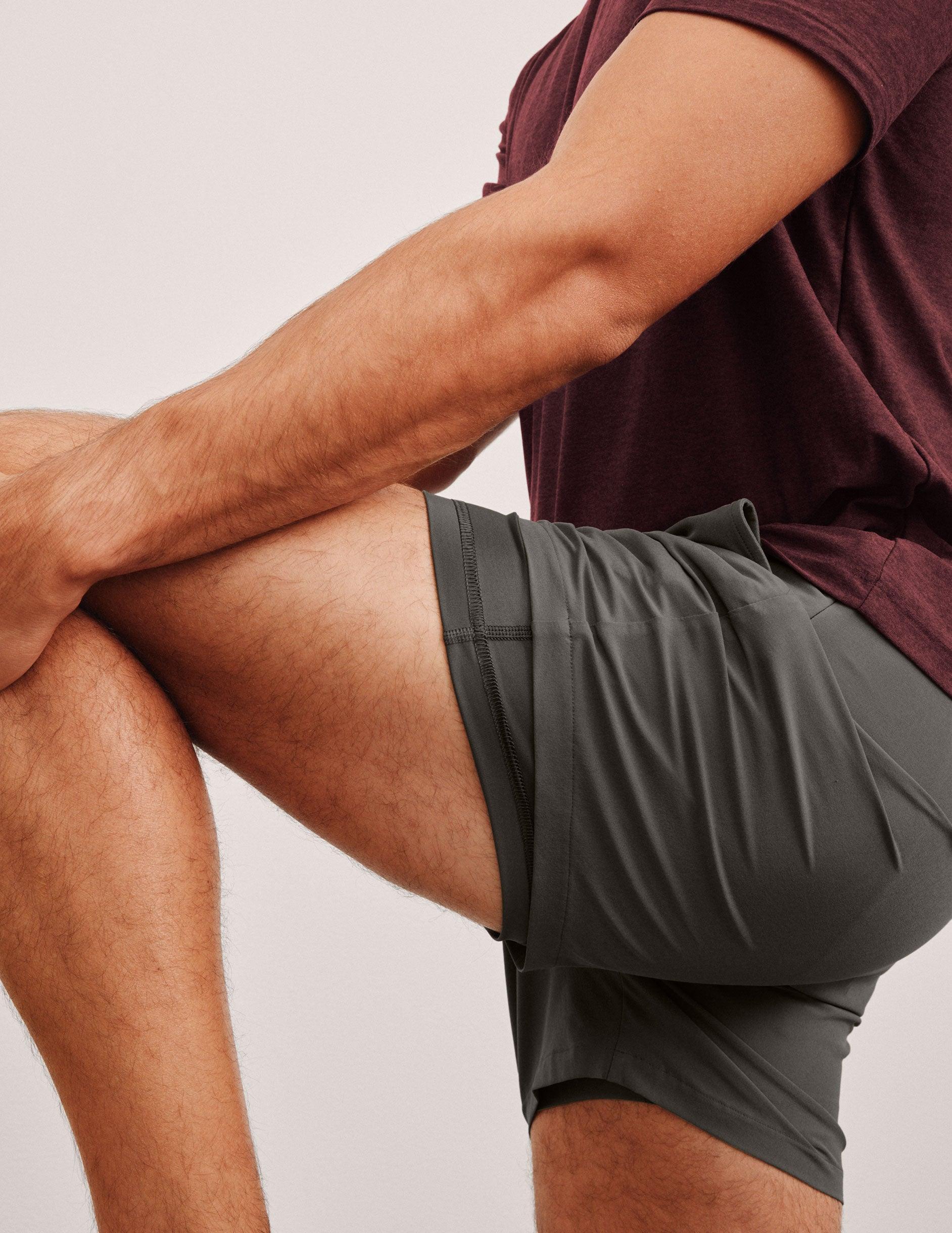 Pivotal 2.0 Men's Lined Short  5" Male Product Image