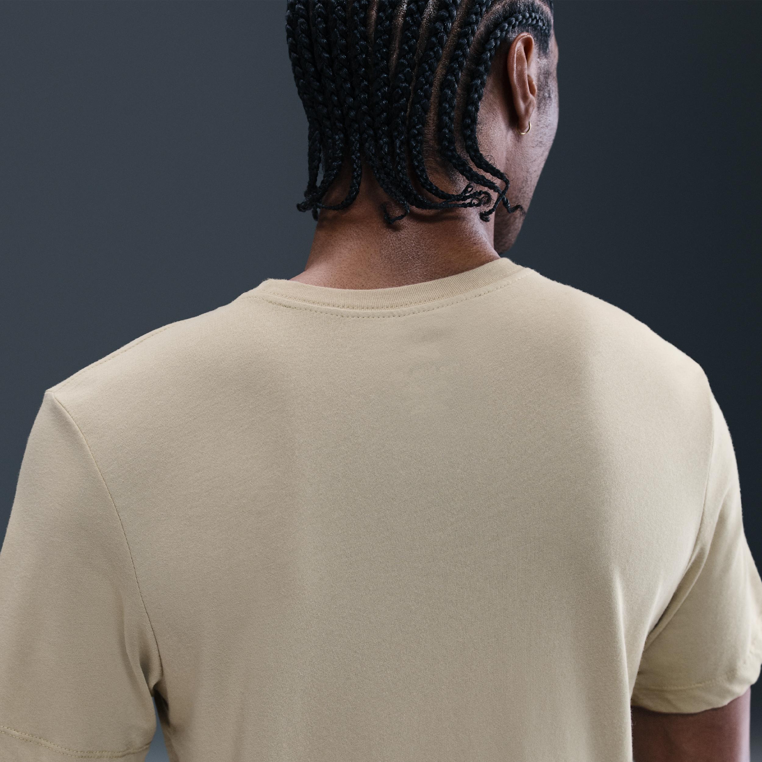 Nike Men's Dri-FIT Training T-Shirt Product Image