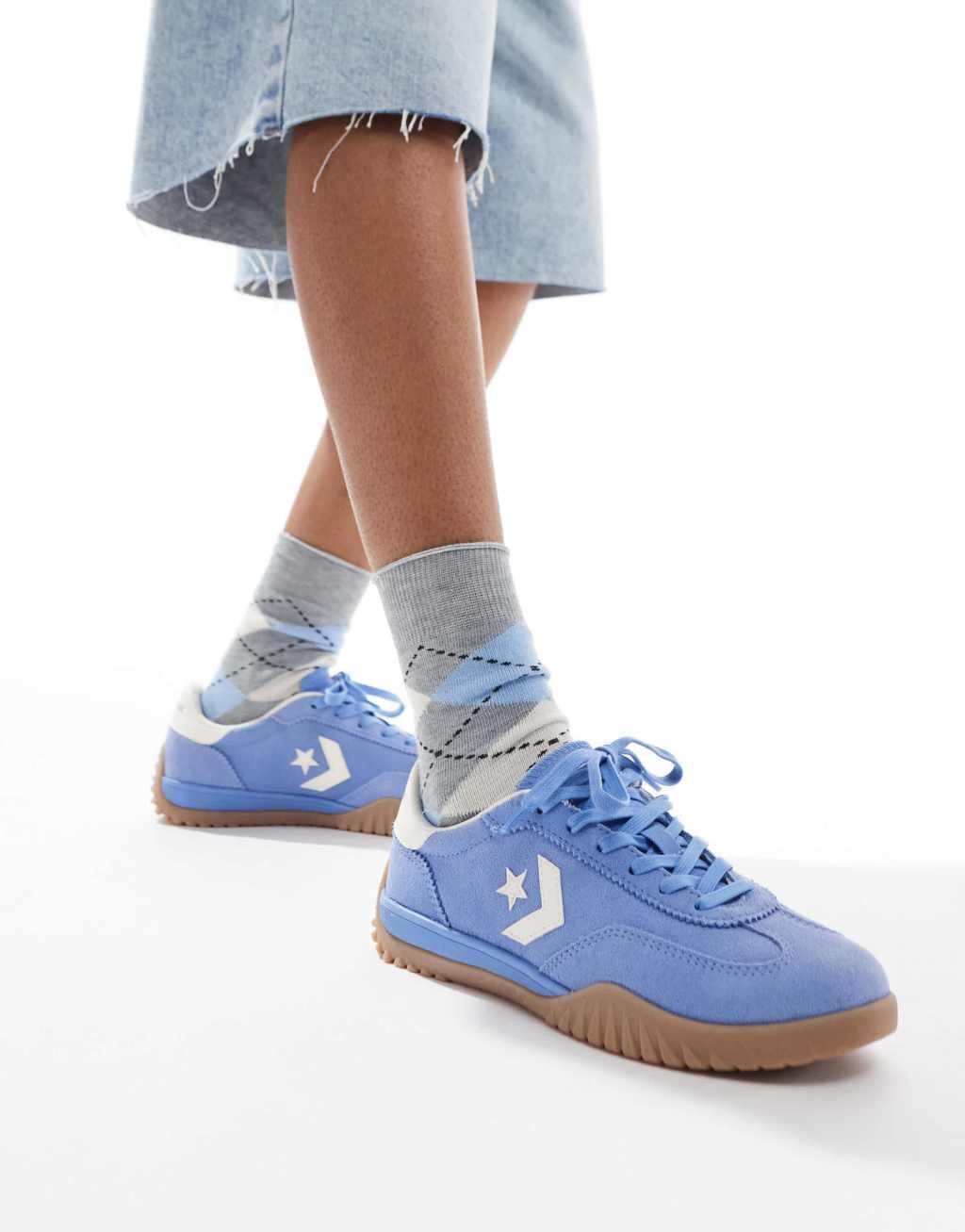 Converse Run Star Sneakers in blue with white detail and gumsole Product Image