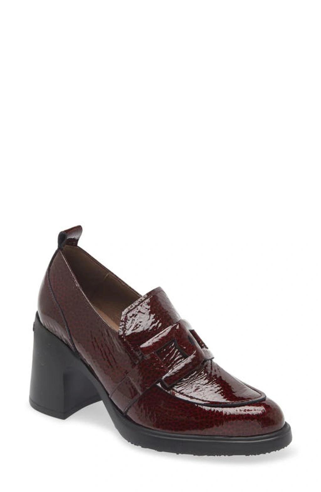 WONDERS Loafer Pump In Burgundy Patent Leather Product Image