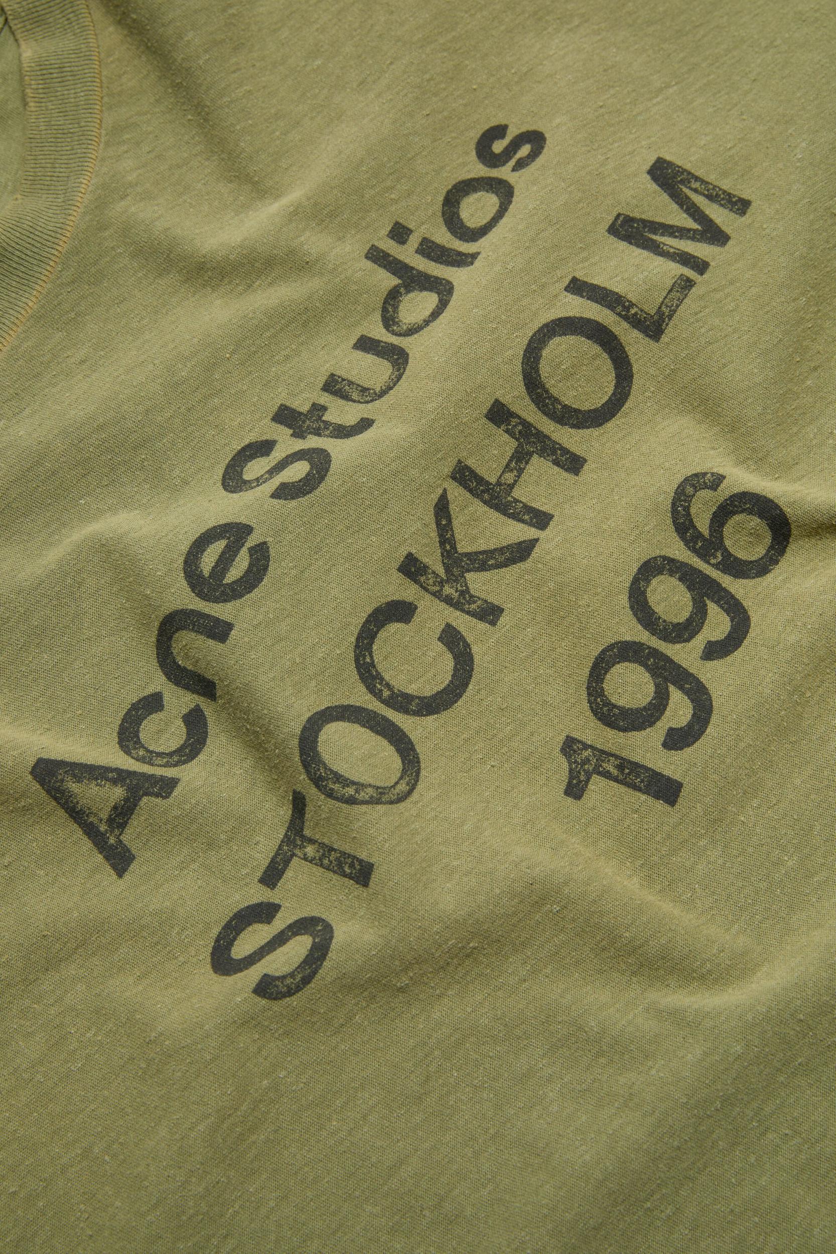 Logo t-shirt - Relaxed fit Product Image