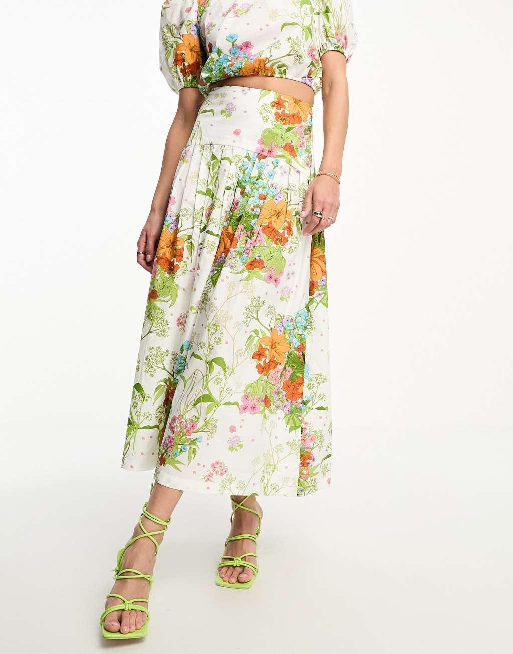 & Other Stories volume maxi skirt Product Image