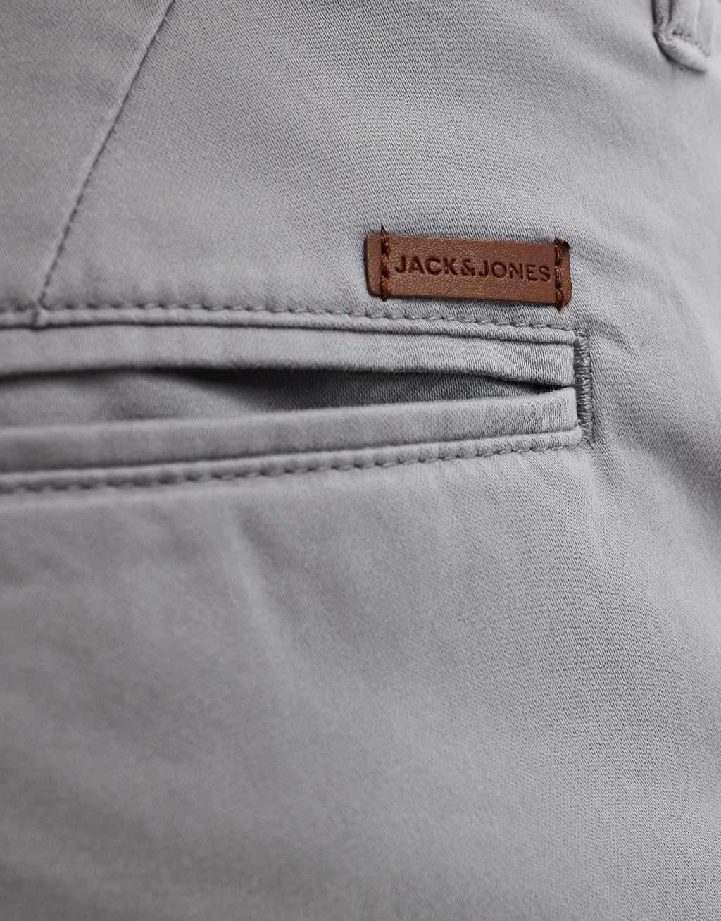 Jack & Jones chino shorts in gray Product Image