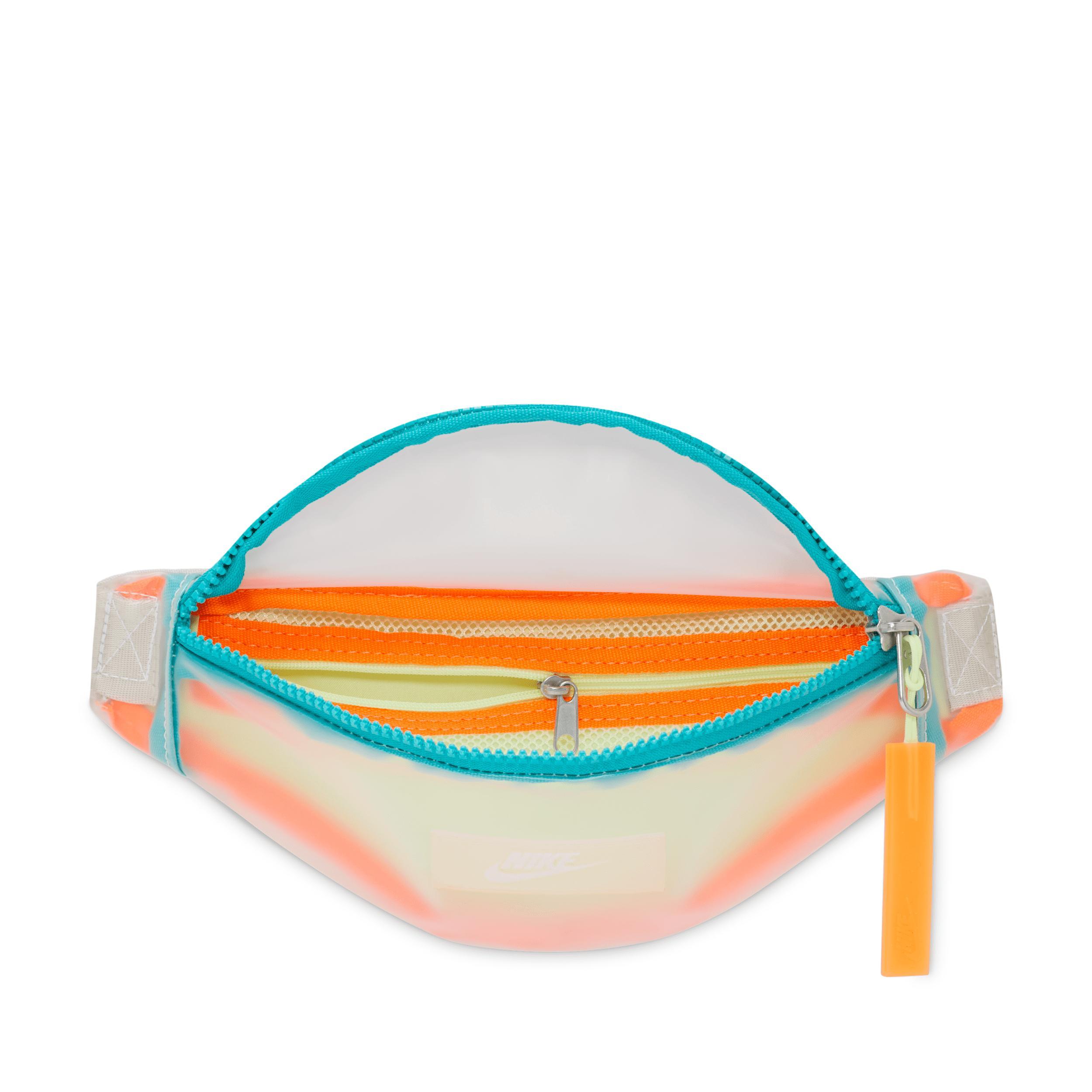 Nike Heritage Crossbody Bag (Small, 1L) Product Image
