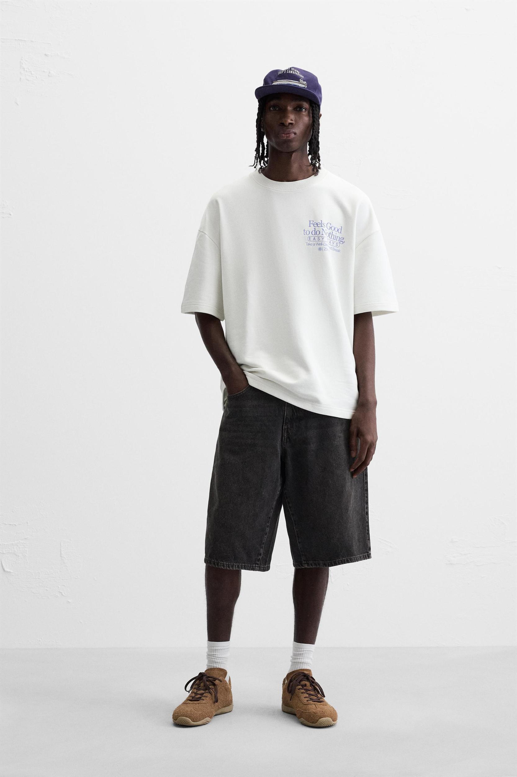 CONTRAST PRINT SWEATSHIRT Product Image