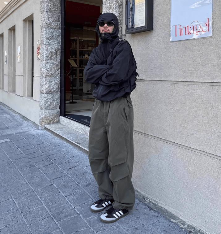 RT No. 10874 BLACK OUTDOOR HOODED SPORTS TECH JK Product Image