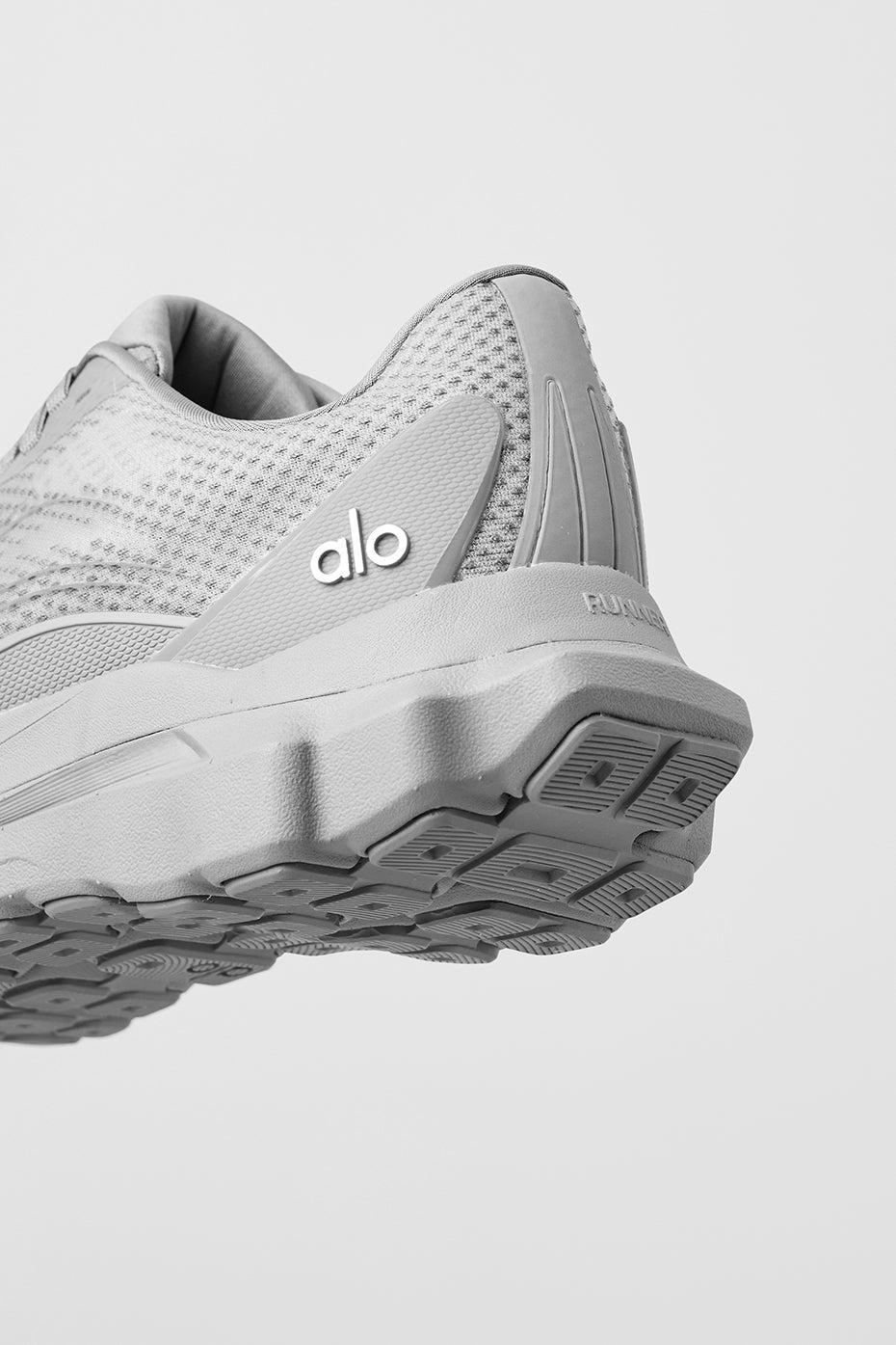 Alo Runner - Grey/Grey Product Image