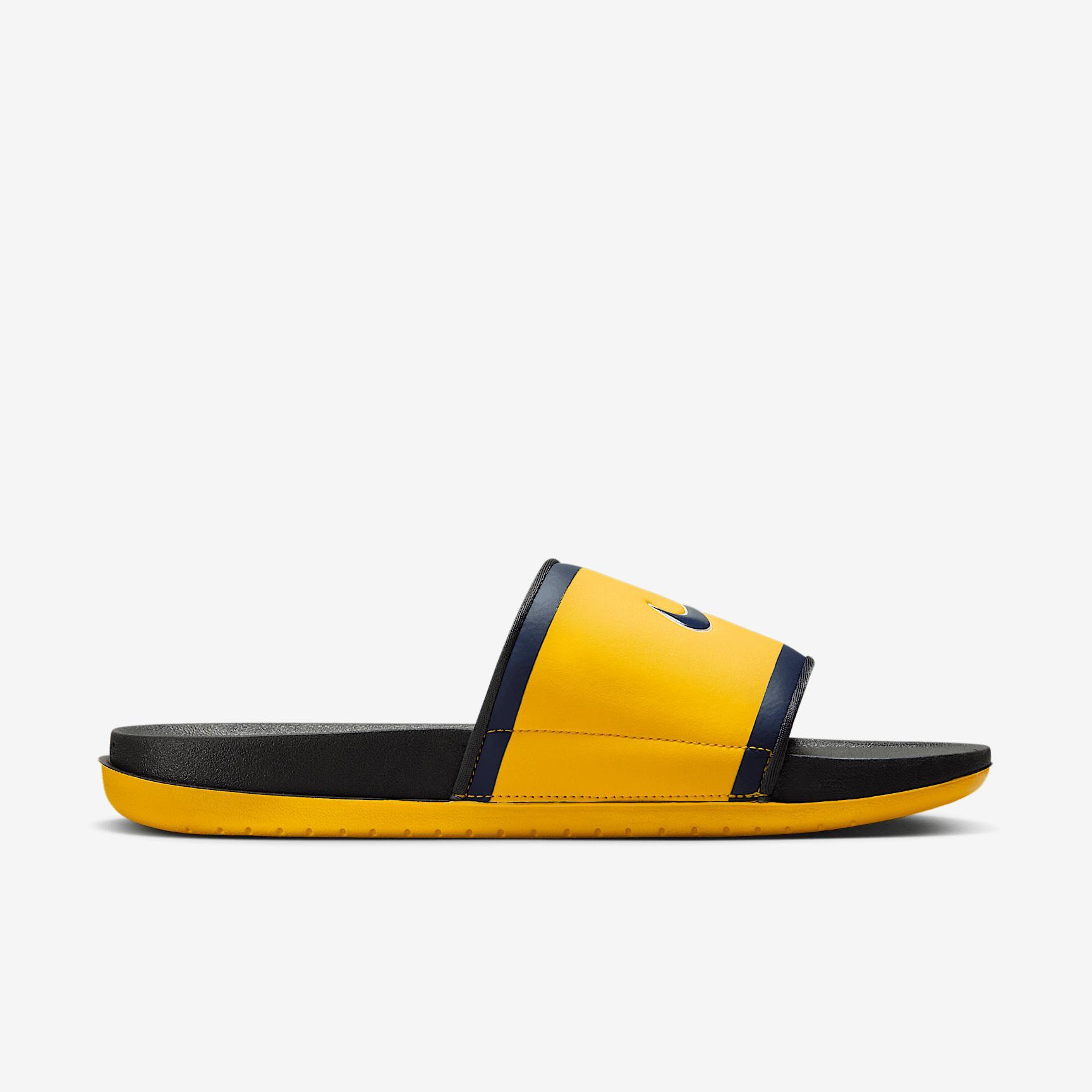 Nike Men's Offcourt (Milwaukee Brewers) Offcourt Slides Product Image