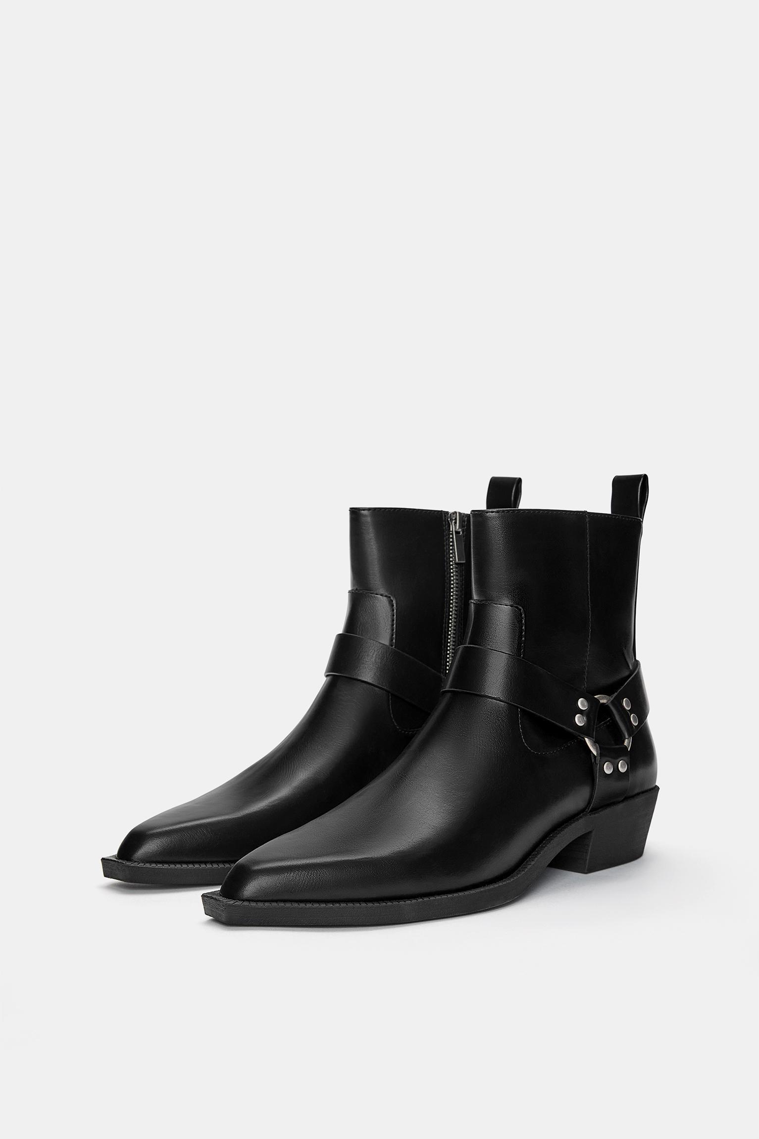 Buckle cowboy boots Product Image