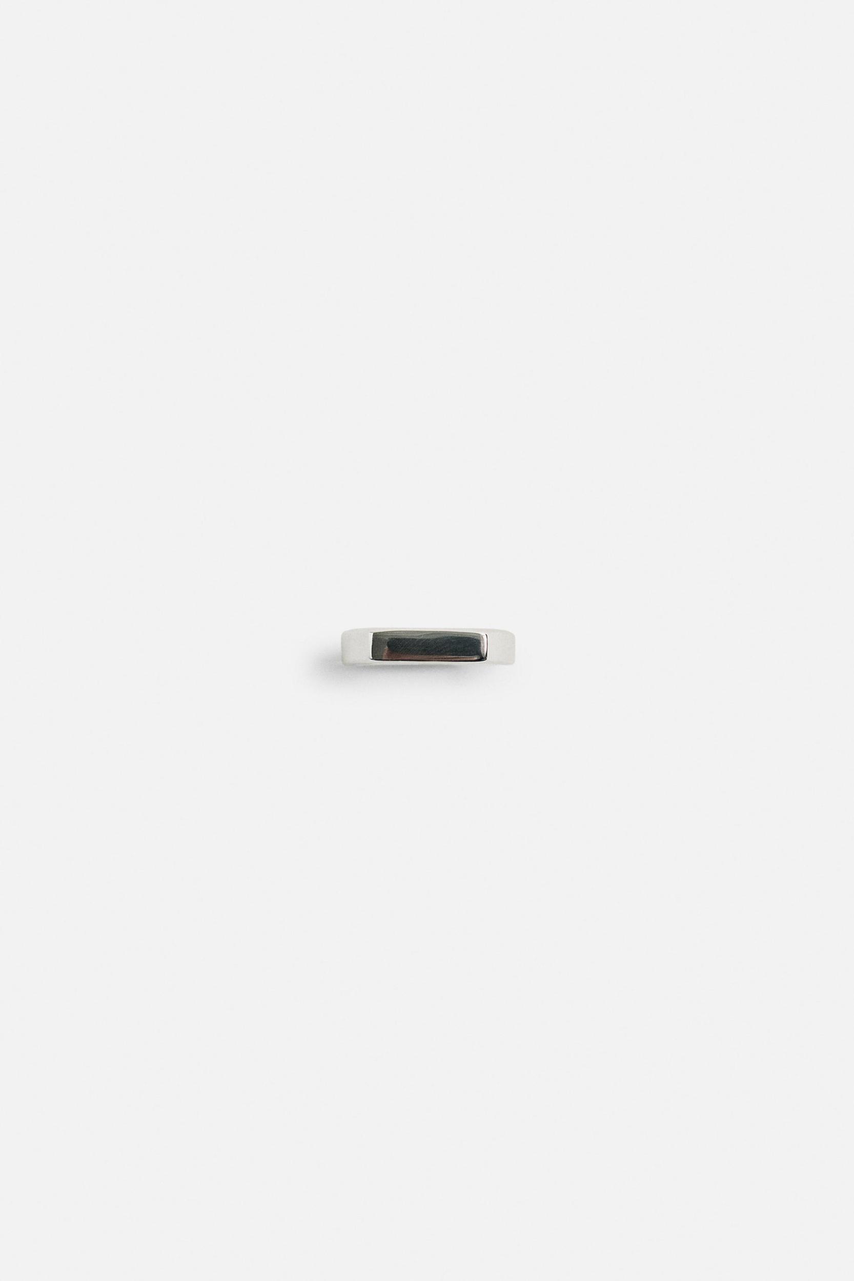 SIGNET RING Product Image