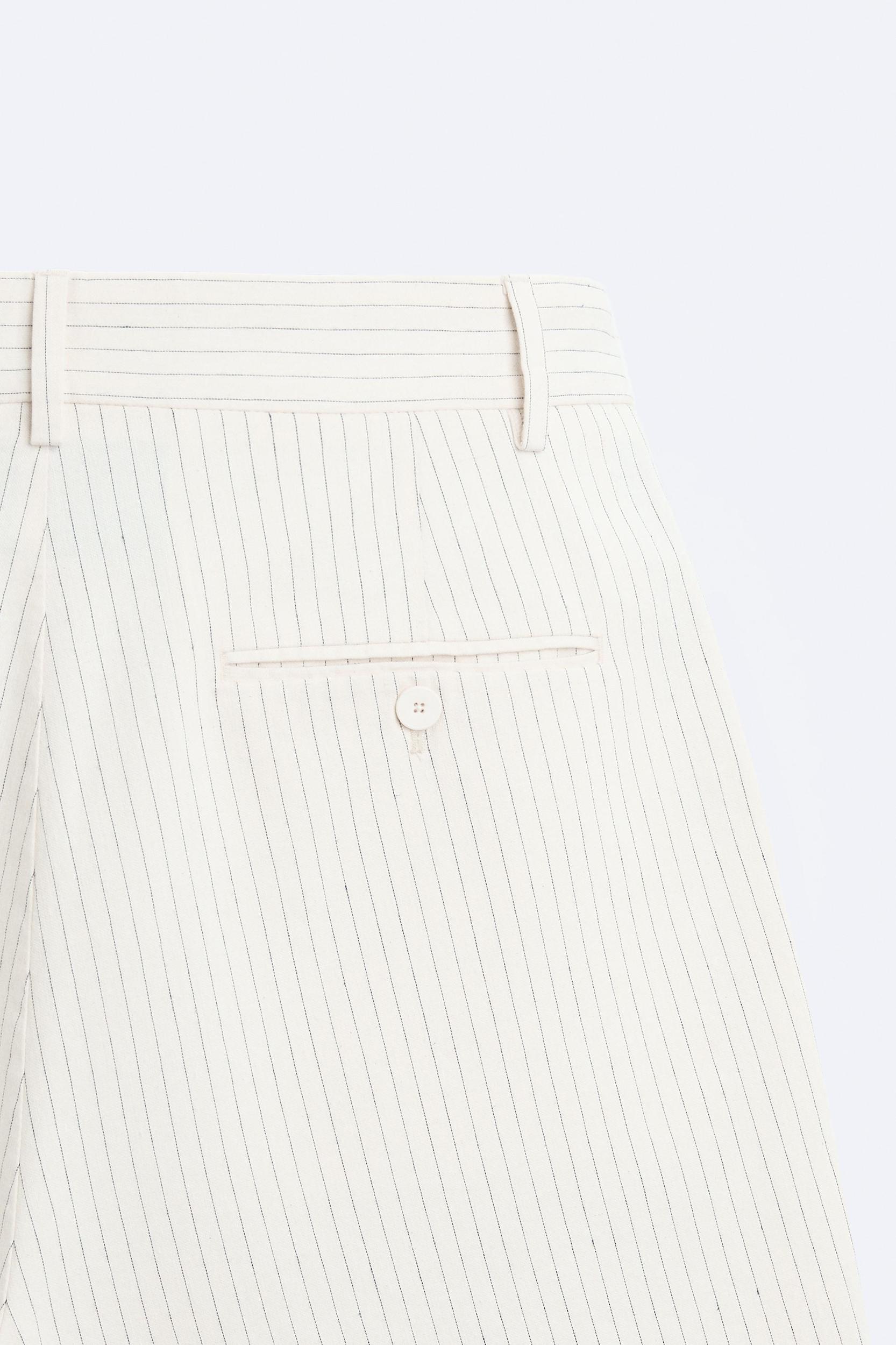 STRIPED SHORTS Product Image