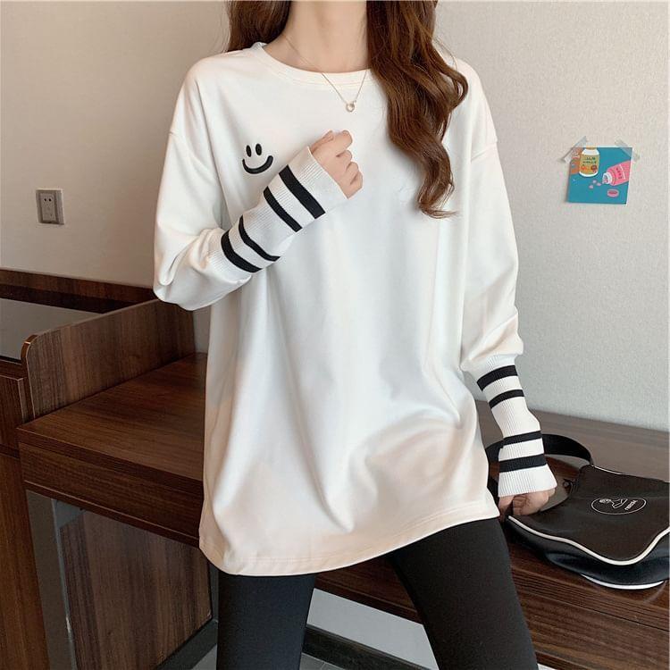 Long Sleeve Crew Neck Smiley Patterned Striped Tee Product Image