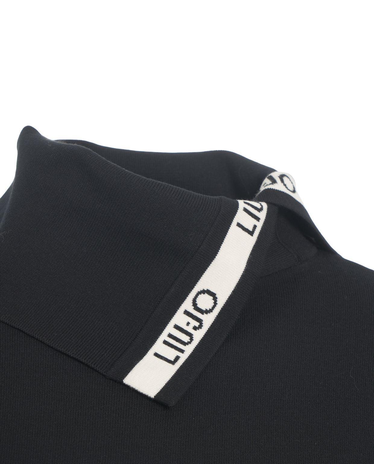Knit pullover Product Image
