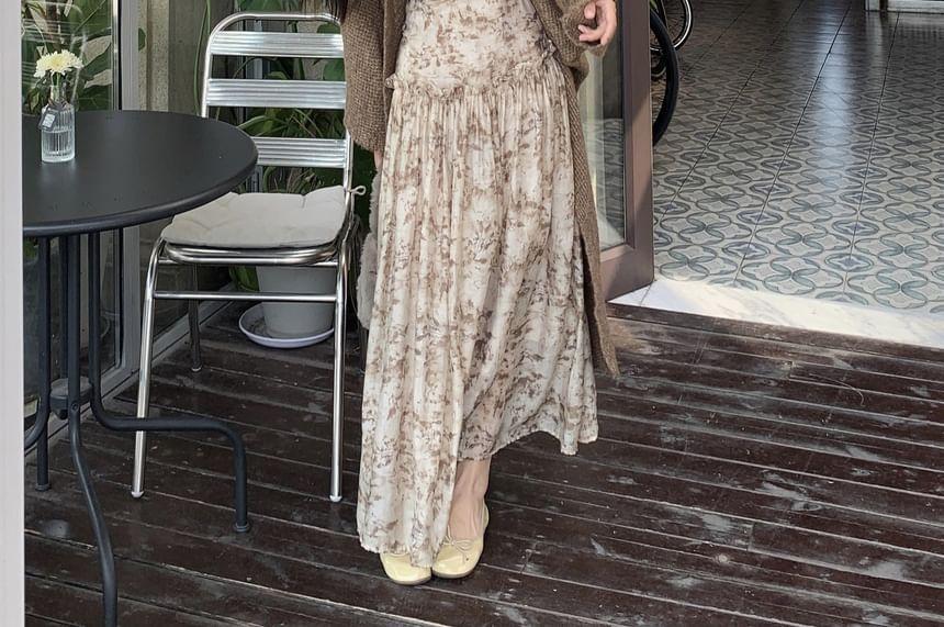 Plain Cardigan / Long-Sleeve V-Neck Floral Print Maxi A-Line Dress Product Image
