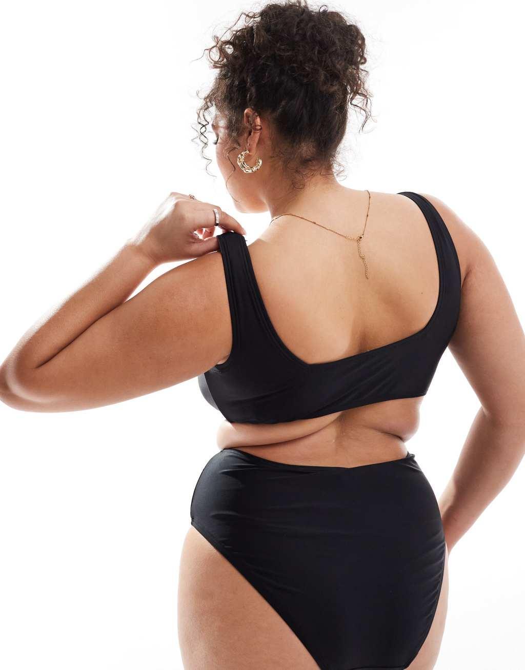 South Beach Curve crop bikini top in black Product Image