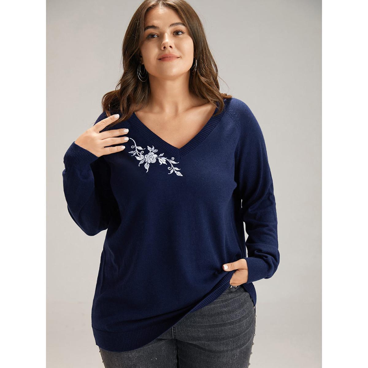 Plus Size Supersoft Essentials Floral Embroidered Pullover Indigo Women Casual Loose Long Sleeve V-neck Dailywear Pullovers BloomChic 30/6X Product Image