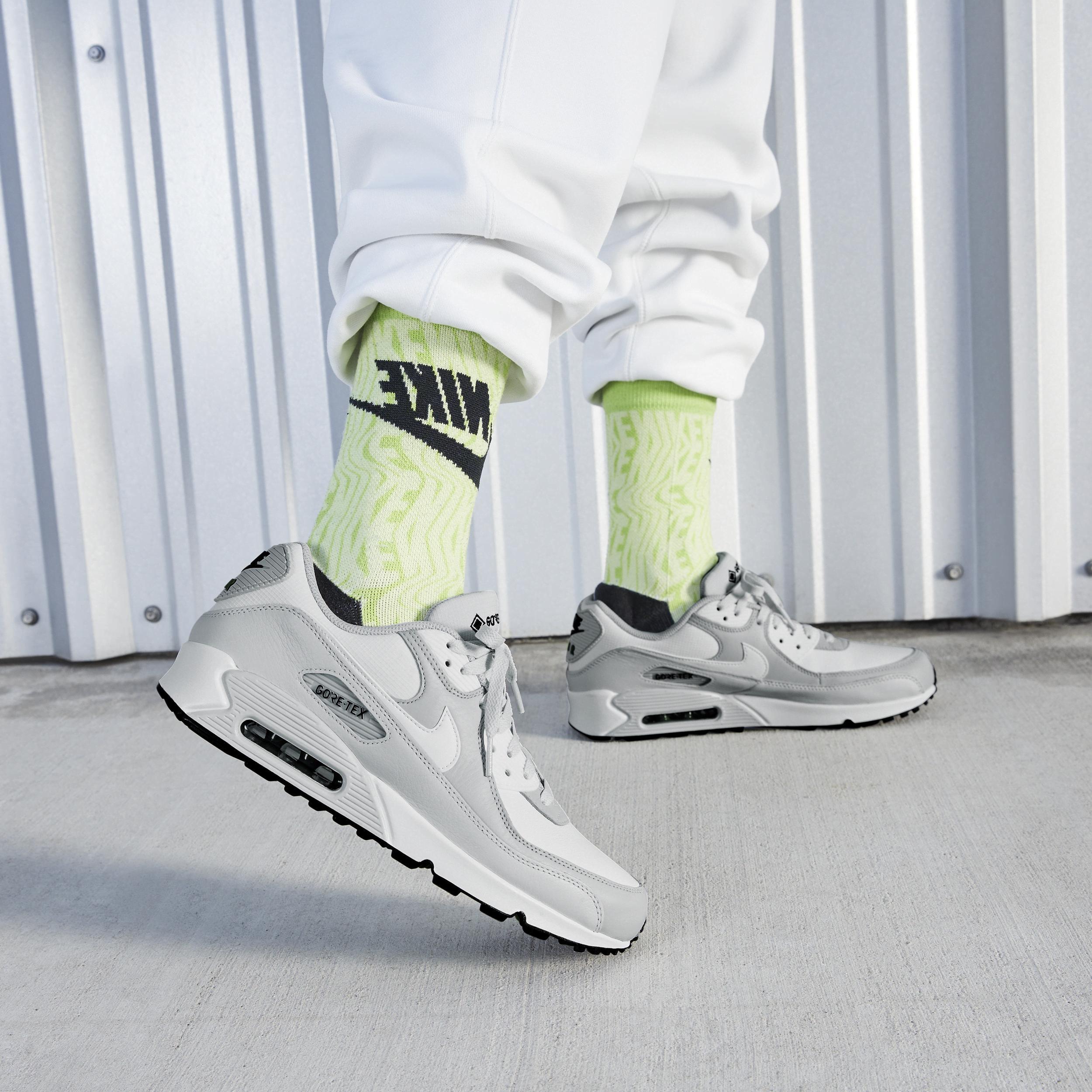 Nike Men's Air Max 0 GORE-TEX Shoes Product Image