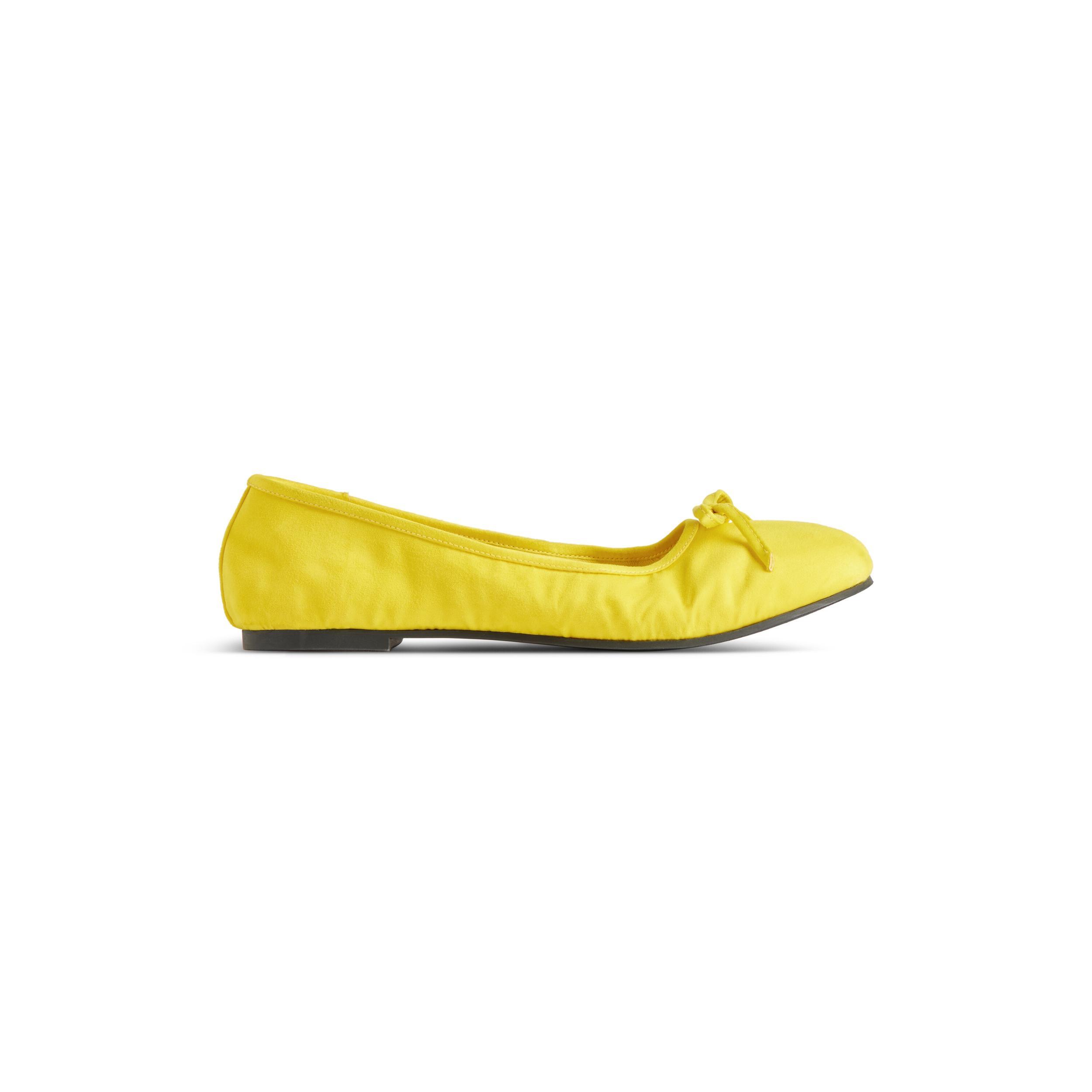 Womens Duty Free Flat Sandals Product Image
