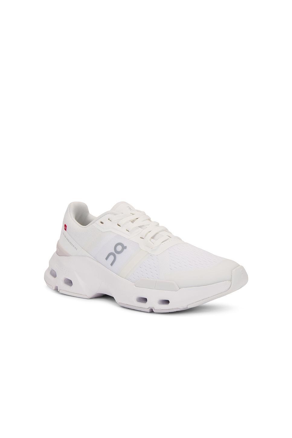 Cloudpulse Sneaker On Product Image