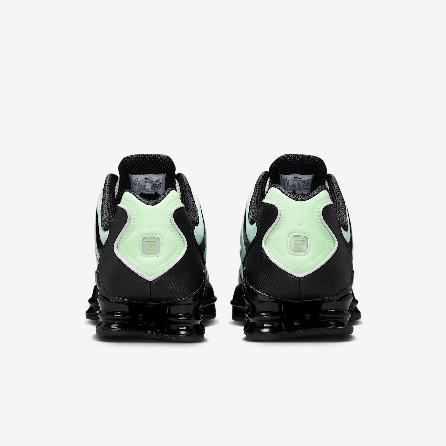 Nike Men's Shox TL Shoes Product Image