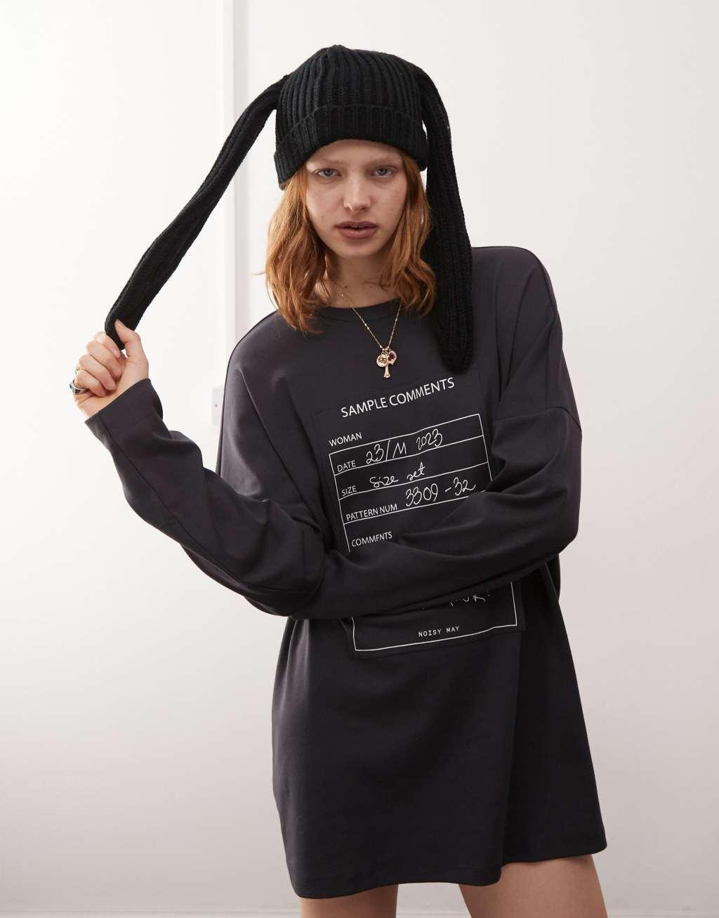 Noisy May oversized t-shirt dress with sample graphic in dark gray Product Image