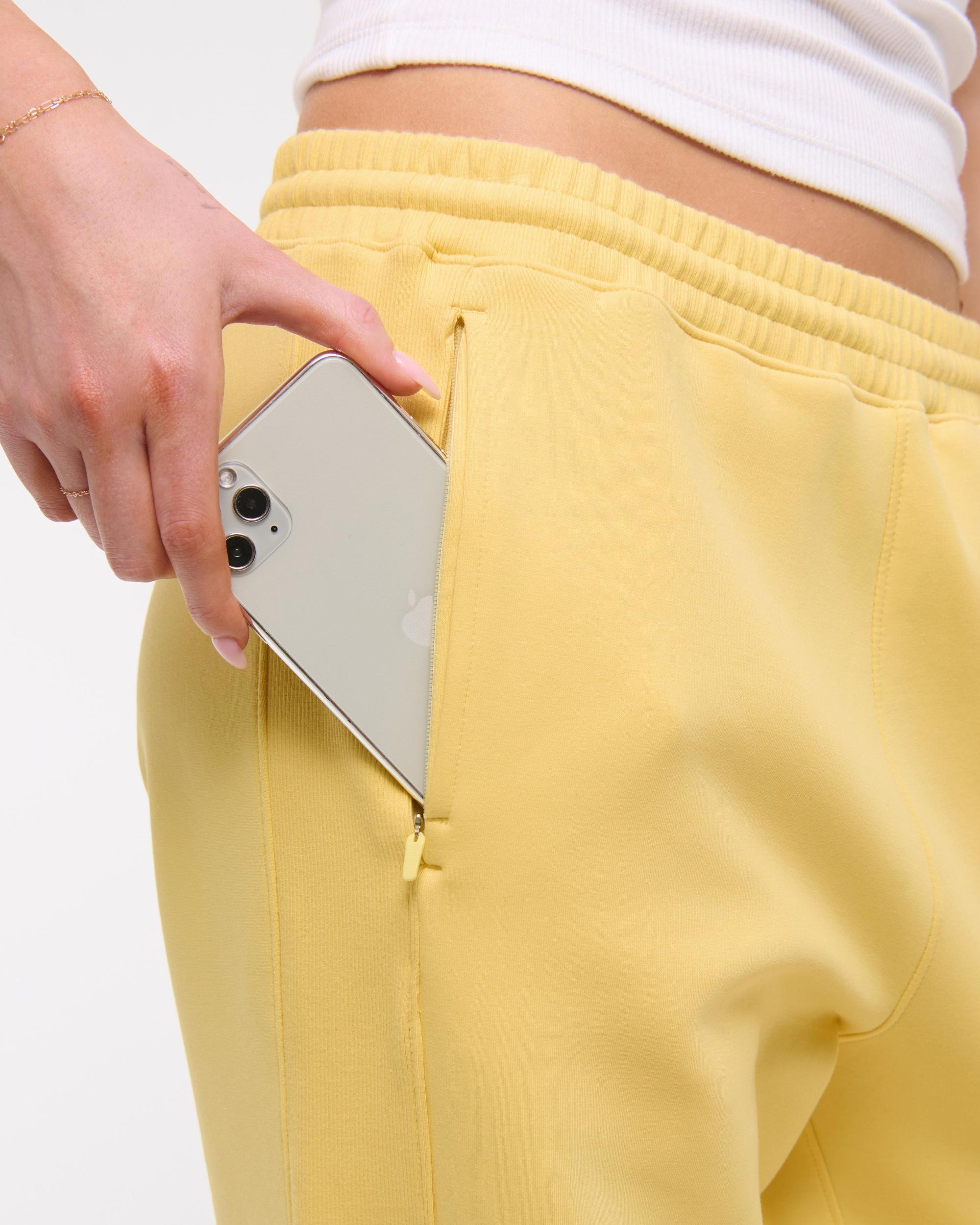 YPB neoKNIT MAX Mid Rise Cinched Pant Product Image