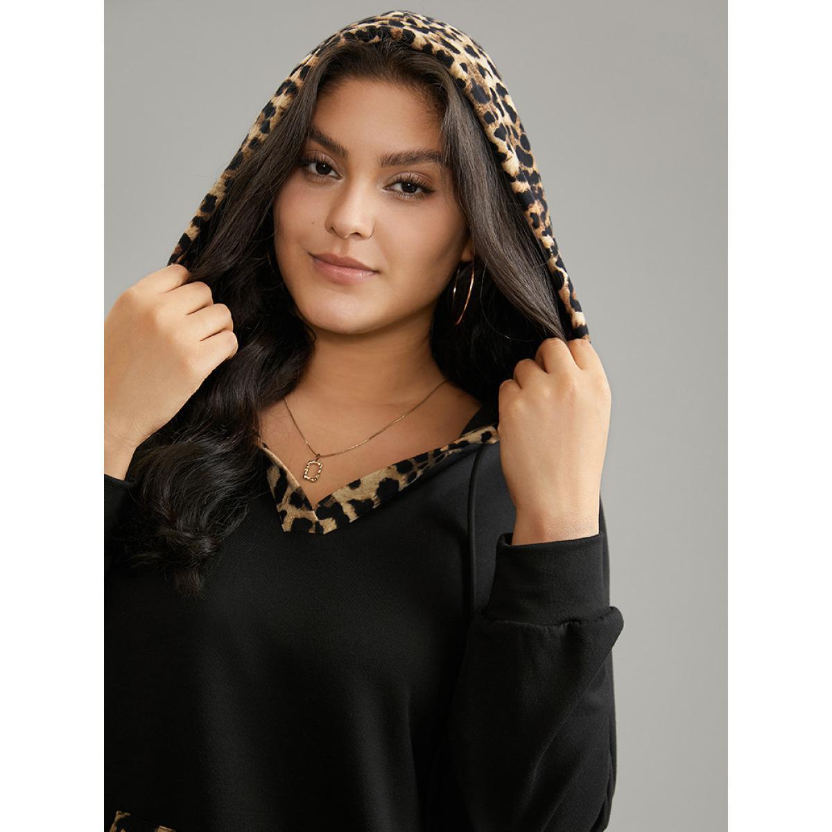 Plus Size Leopard Patchwork Kangaroo Pocket Hooded Sweatshirt Women Black Casual Contrast Hooded Dailywear Sweatshirts BloomChic 22-24/3X Product Image