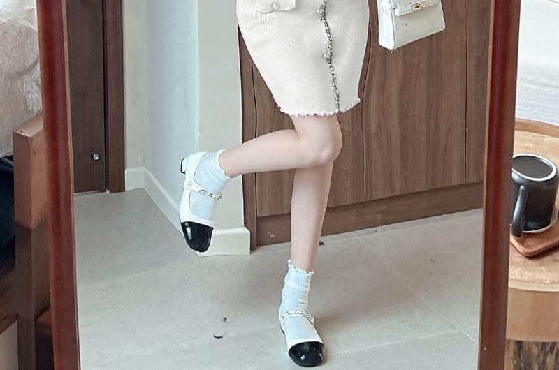 Long-Sleeve Round Neck Contrast Trim Faux Pearl Ribbed Mini Sheath Knit Dress Product Image