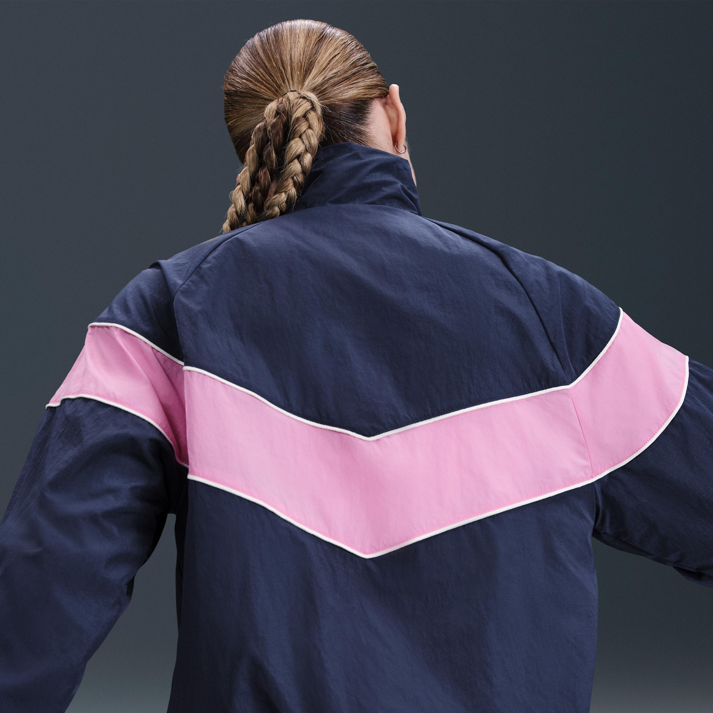 Nike Windrunner Women's Loose UV Woven Full-Zip Jacket Product Image
