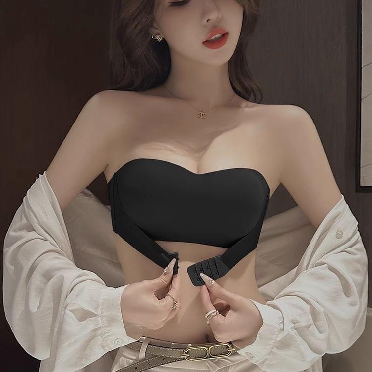 Plain Front Closure Wireless Bra Product Image