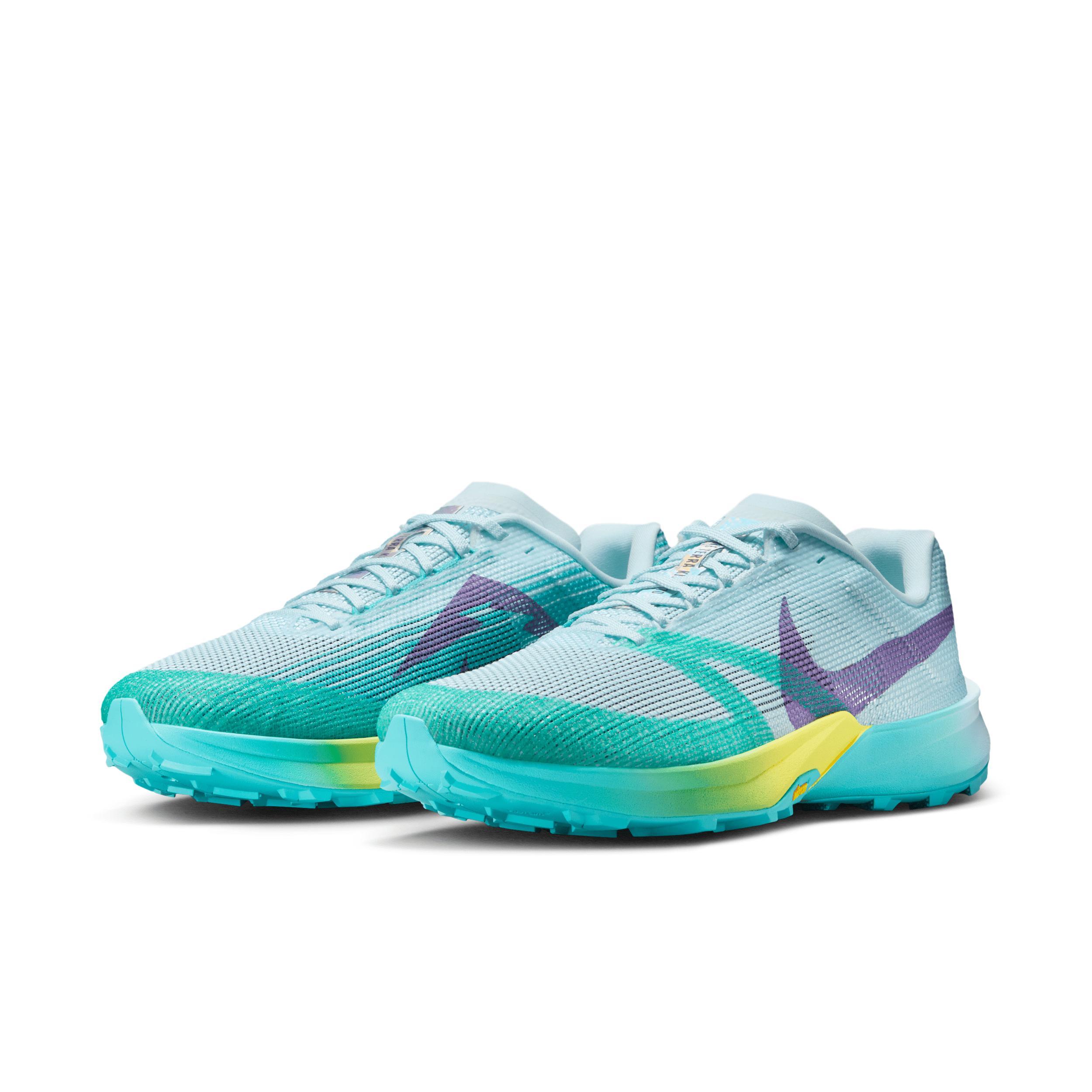 Nike Men's Kiger 10 Trail Running Shoes Product Image