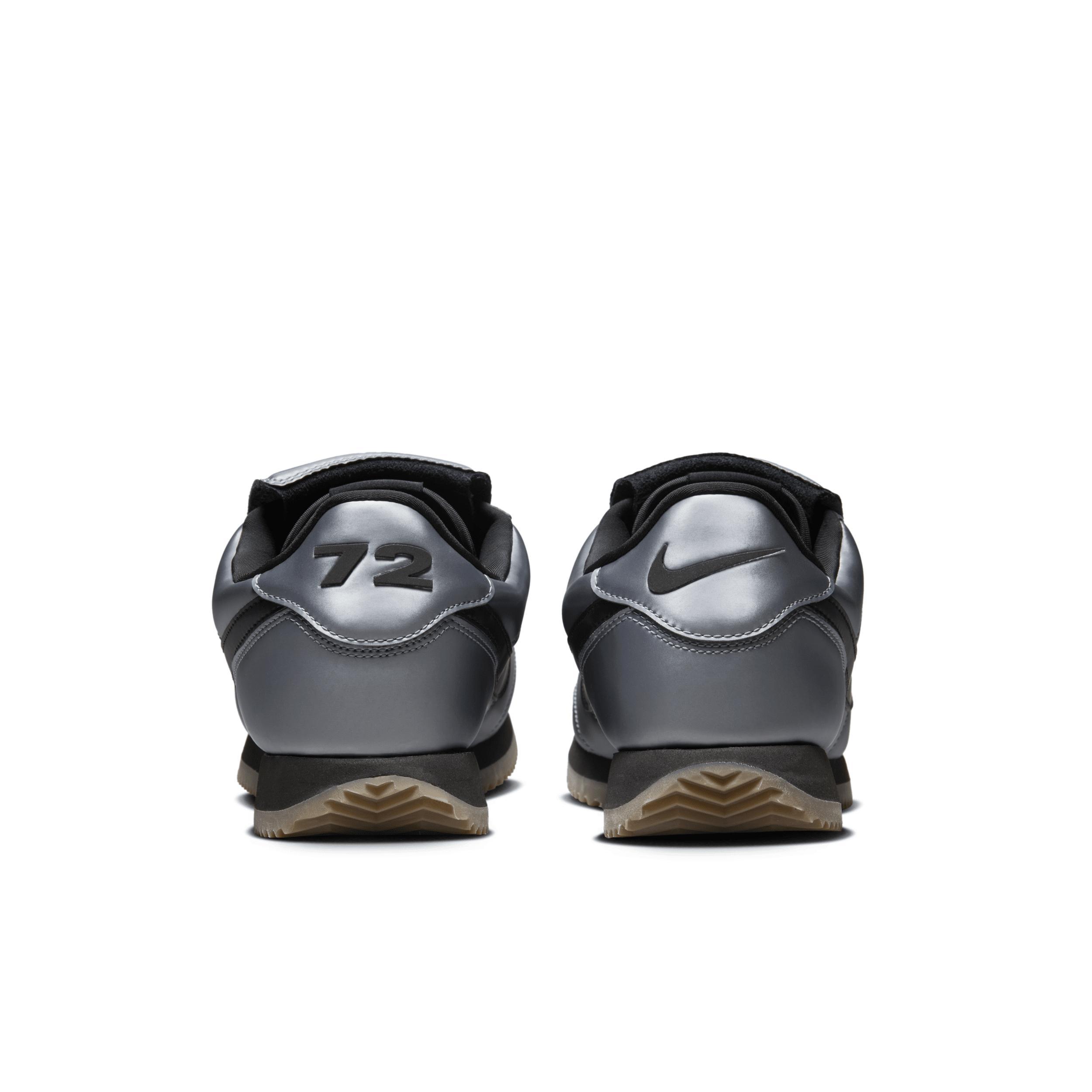 Nike Men's Cortez SE Shoes Product Image
