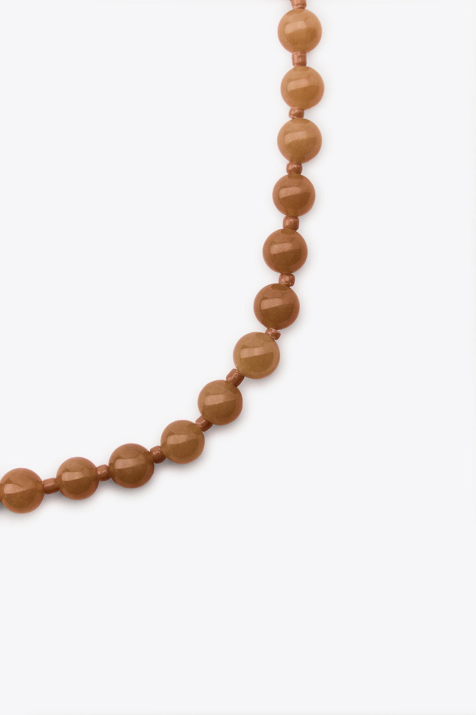 STONE BEAD NECKLACE Product Image
