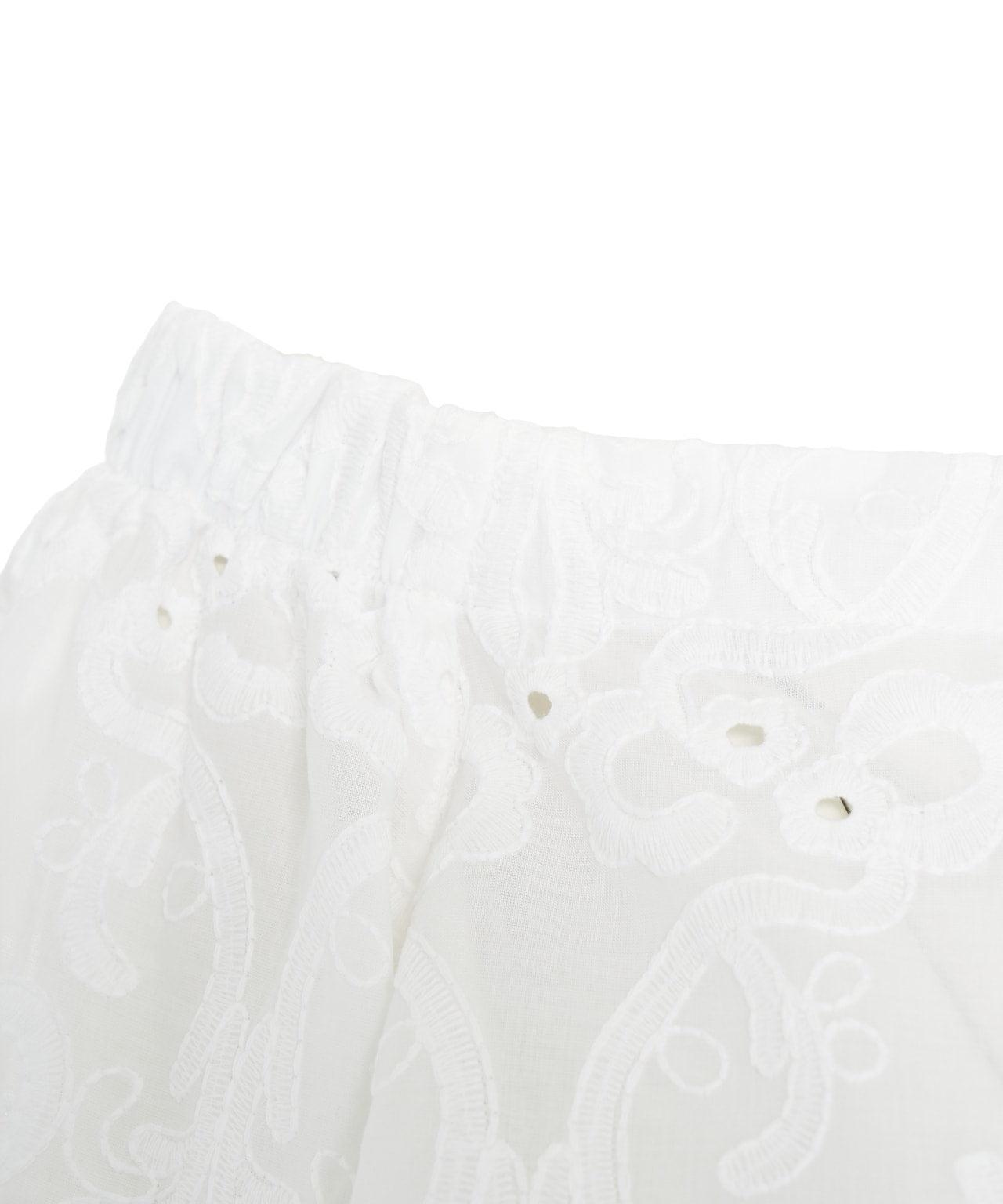 Blouse with embroideries Product Image