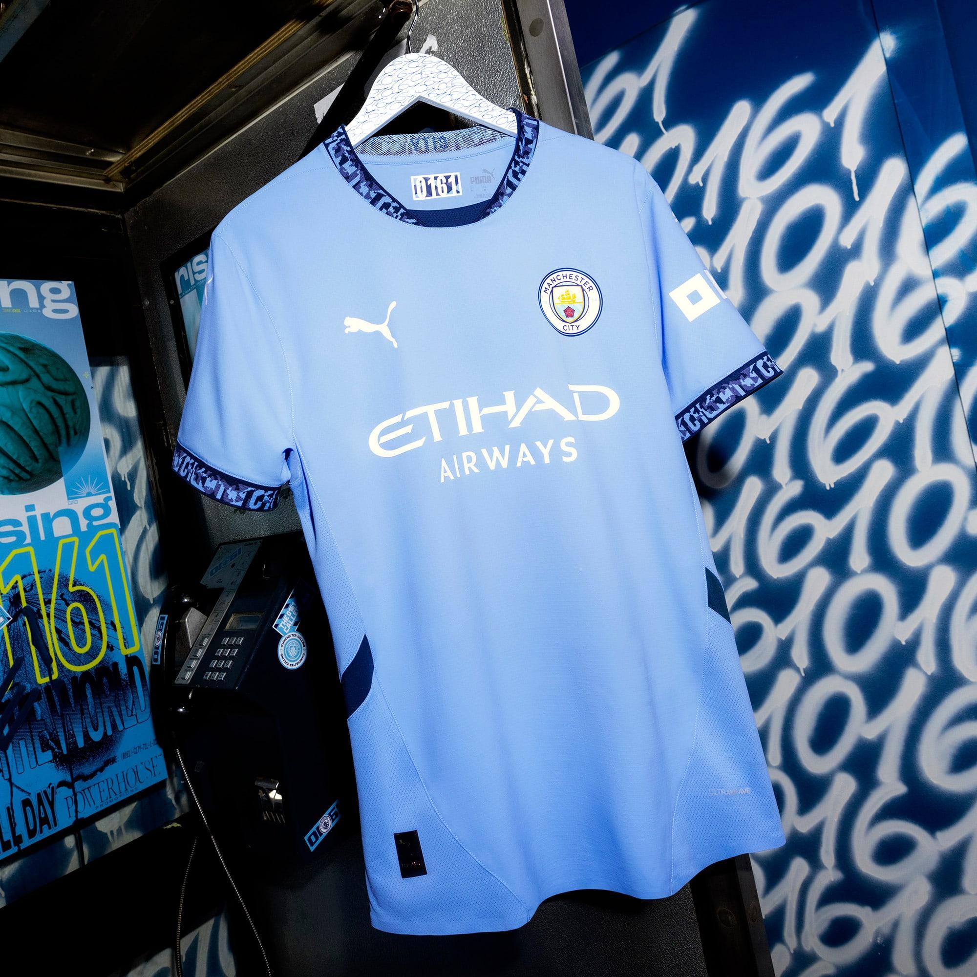 Manchester City 24/25 Women's Home Soccer Jersey Product Image