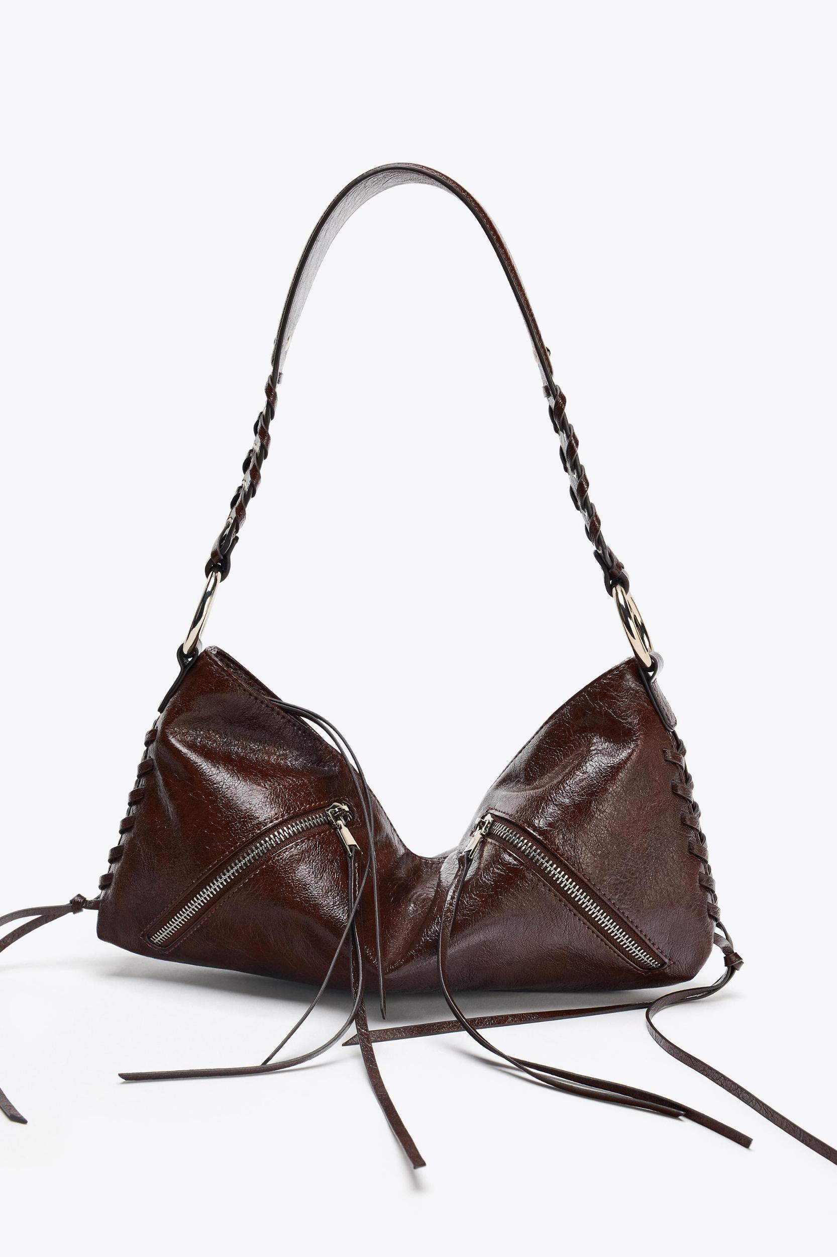 ZIPPER SHOULDER BAG Product Image