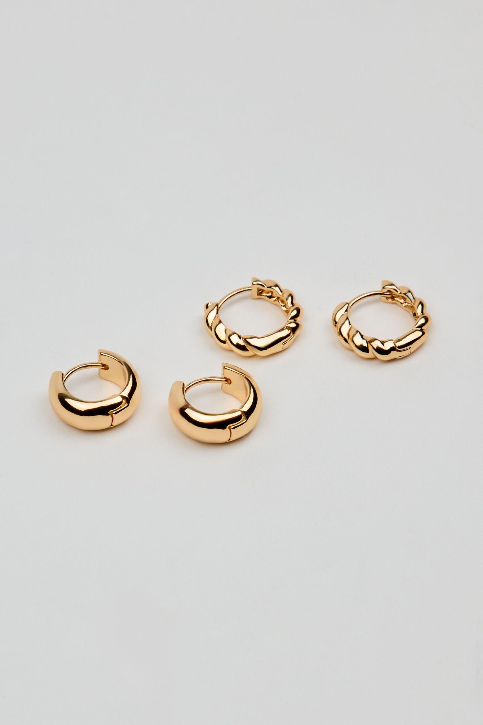2 Pack Twisted & Smooth Huggy Earrings Product Image
