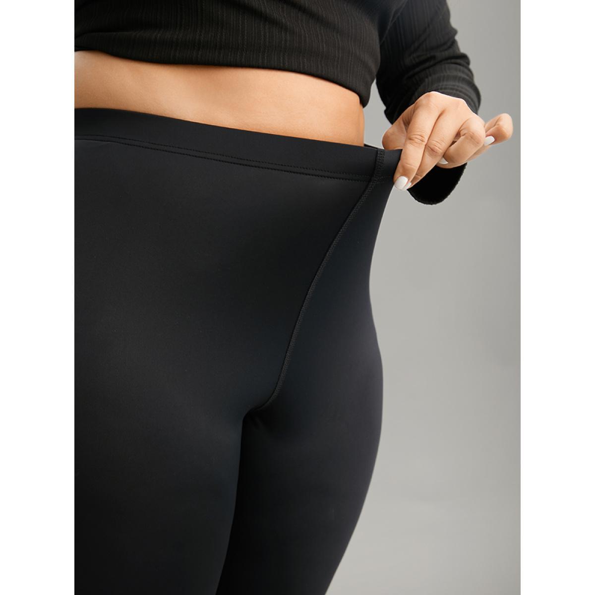 Plus Size Christmas Print High Rise Skinny Leggings Women Black Party High stretch Skinny High Rise Festival-Christmas Leggings BloomChic 26/4X Product Image