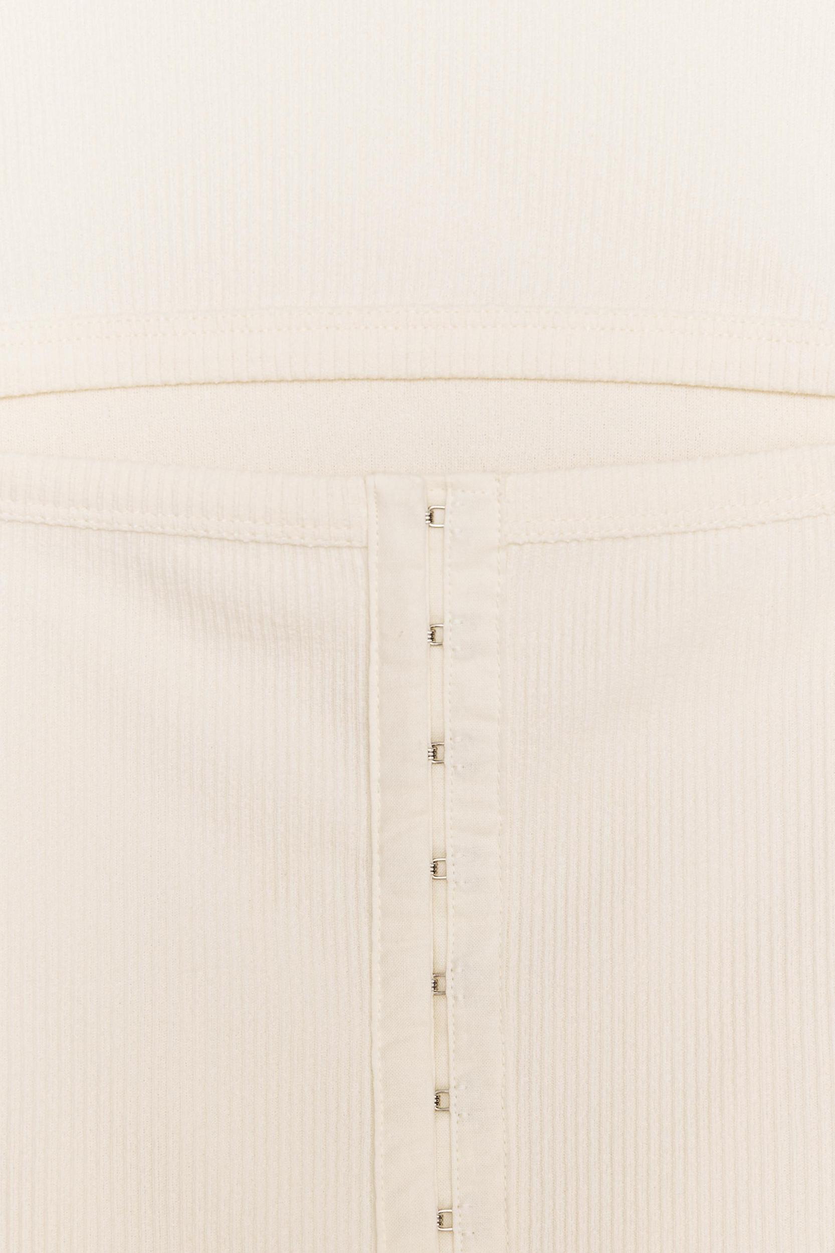 RIBBED TOP WITH OPENING Product Image