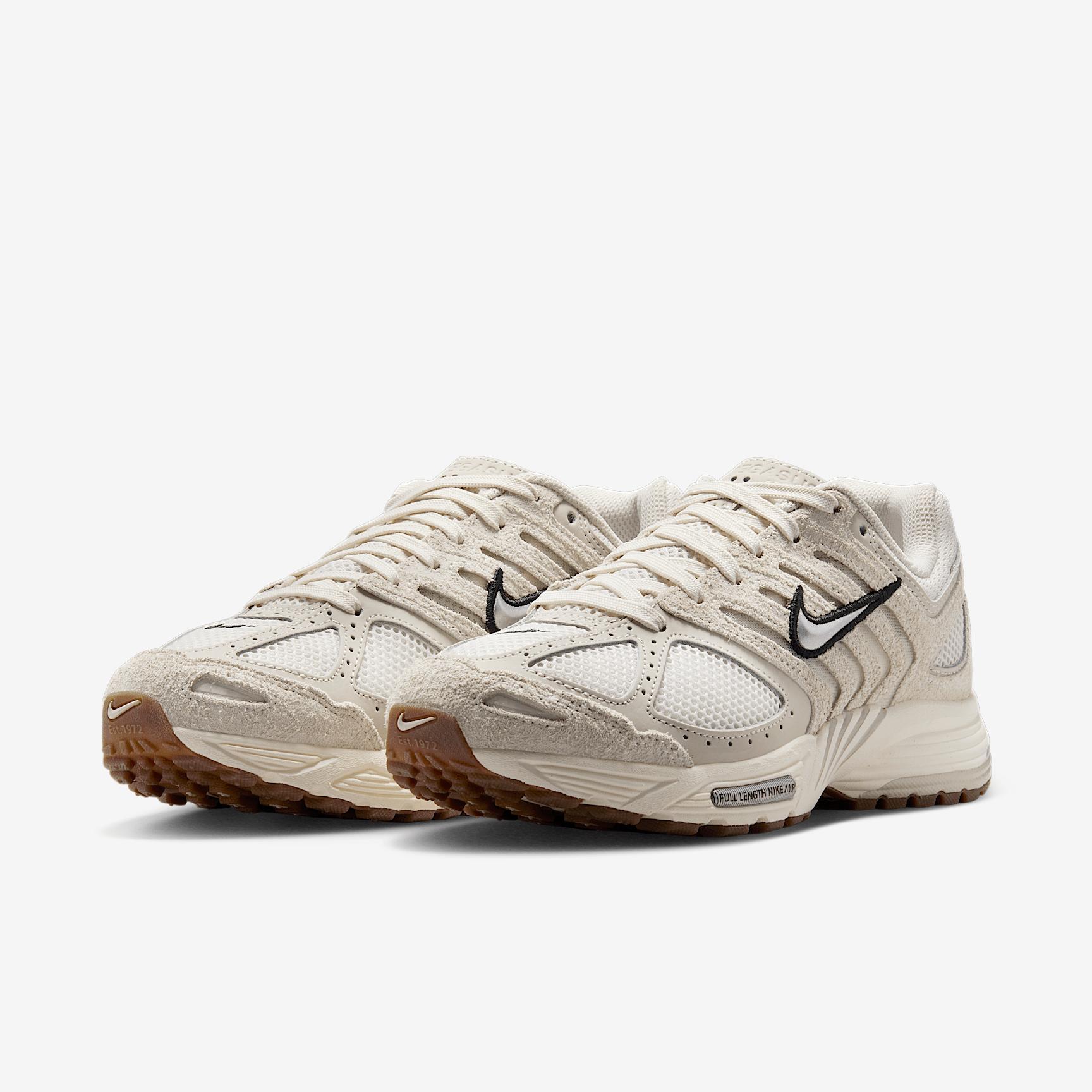 Nike Air Pegasus 2005 Women's Shoes Product Image