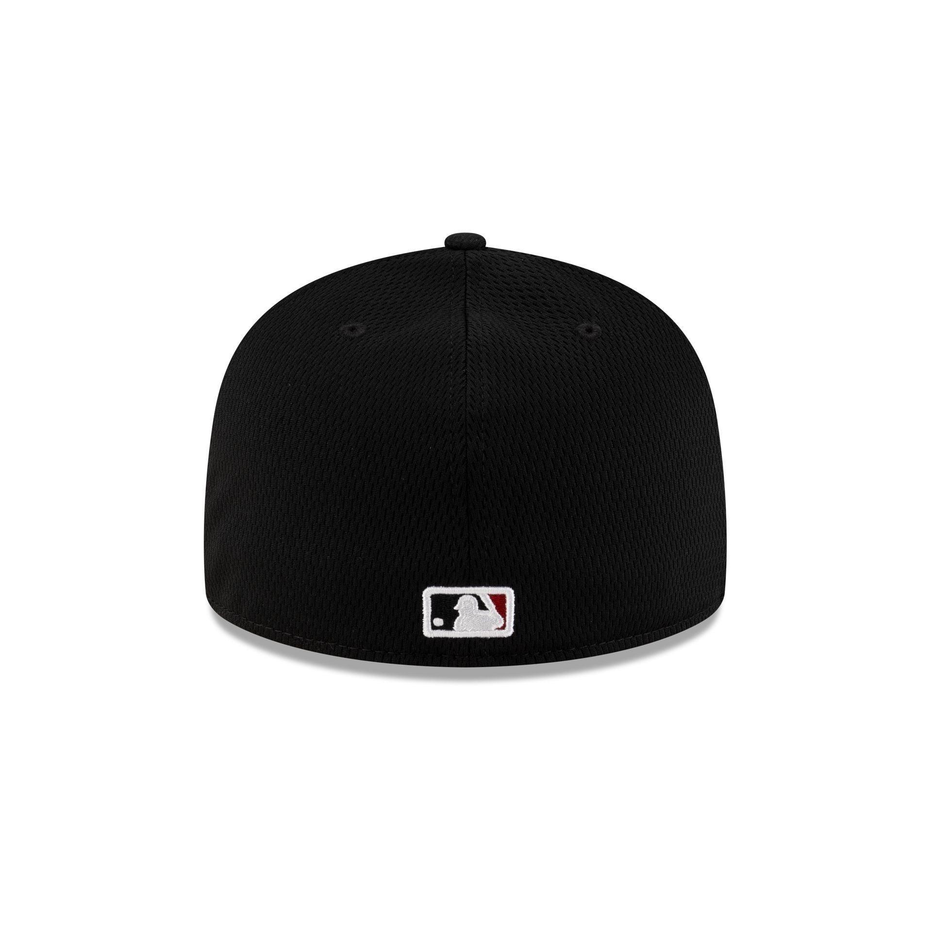 Kansas City Royals 2025 Clubhouse Alt Black 59FIFTY Fitted Hat Male Product Image