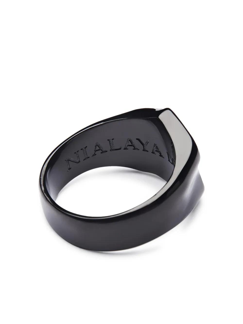 shield ring Product Image