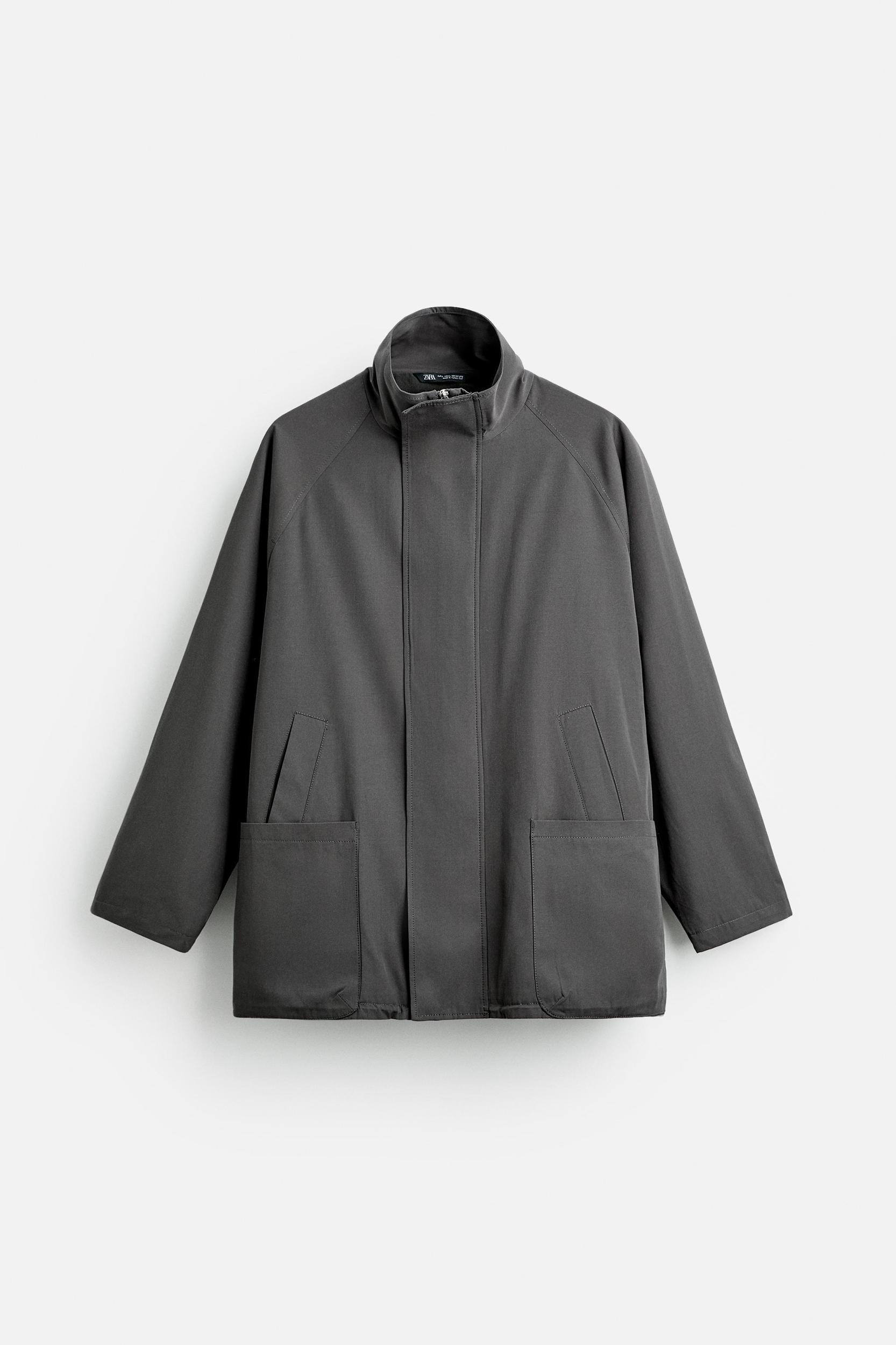 SHORT PARKA WITH POCKETS Product Image