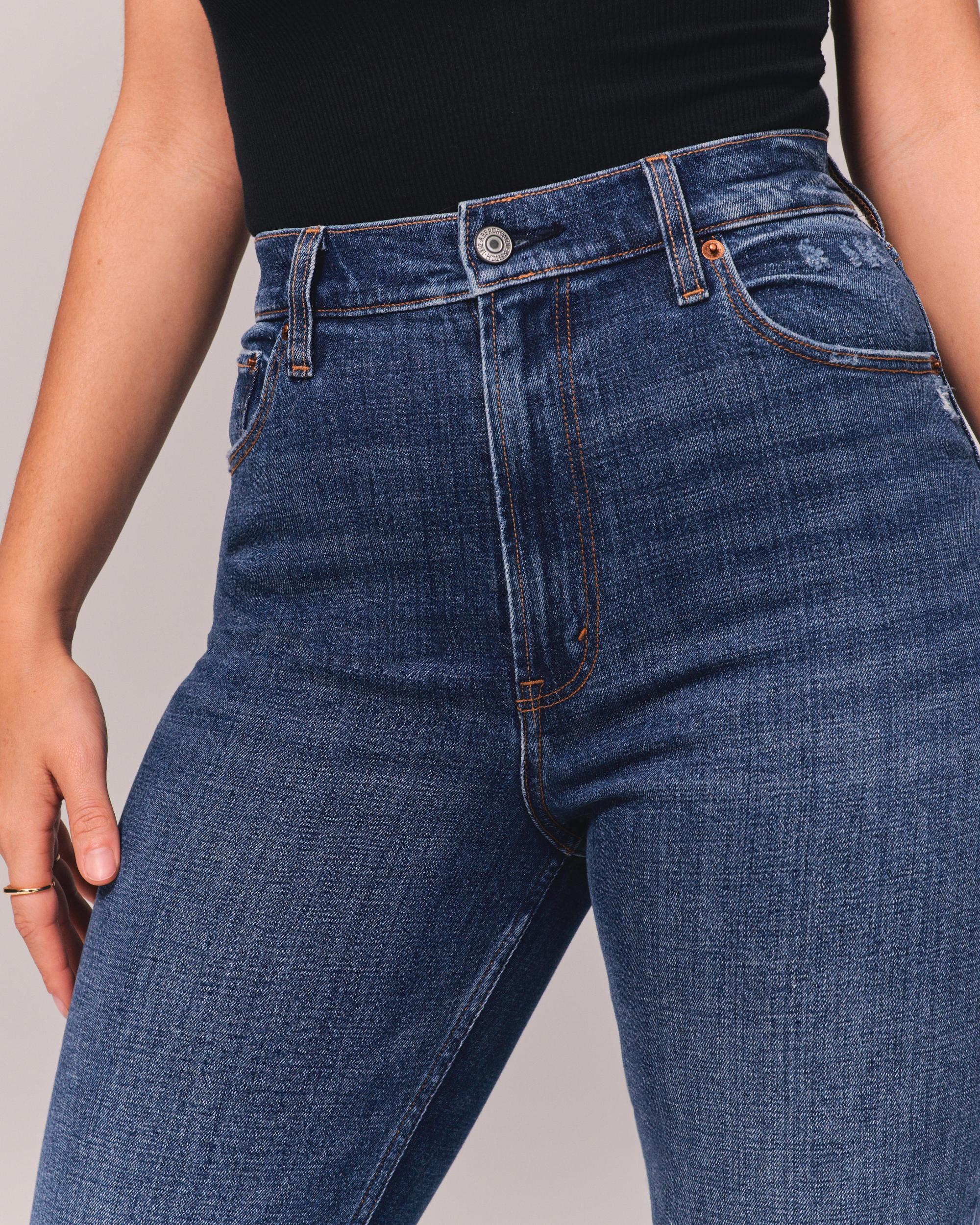 Curve Love Ultra High Rise Ankle Straight Jean Product Image
