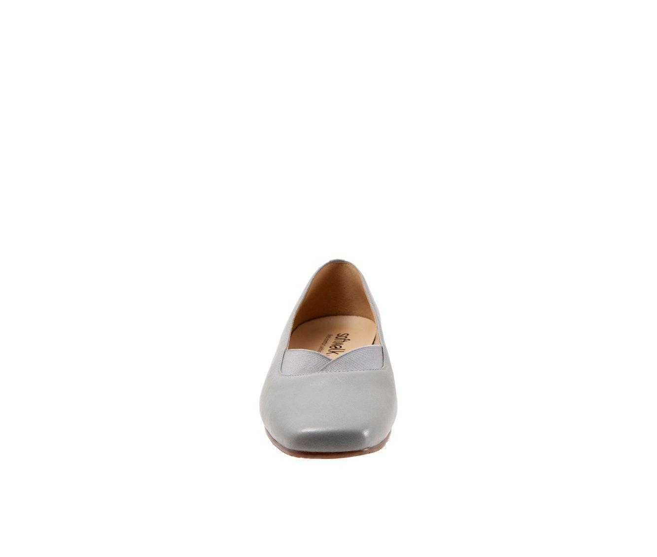 Women's Softwalk Vianna Flats Product Image